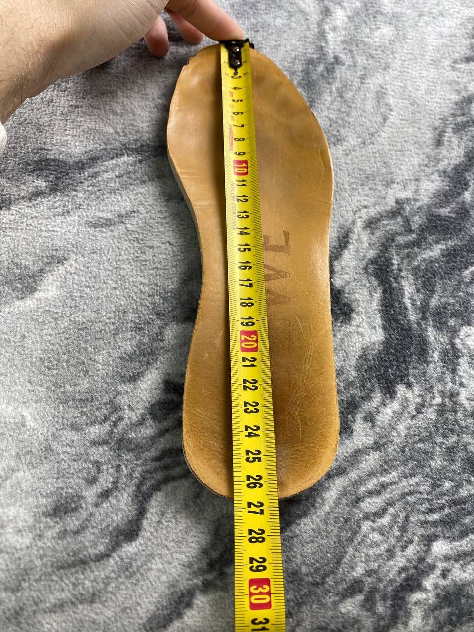 Vintage Loewe Flow Runner Leather Sneakers Women Size 40 Beige Size US 10 / IT 40 - 16 Thumbnail
