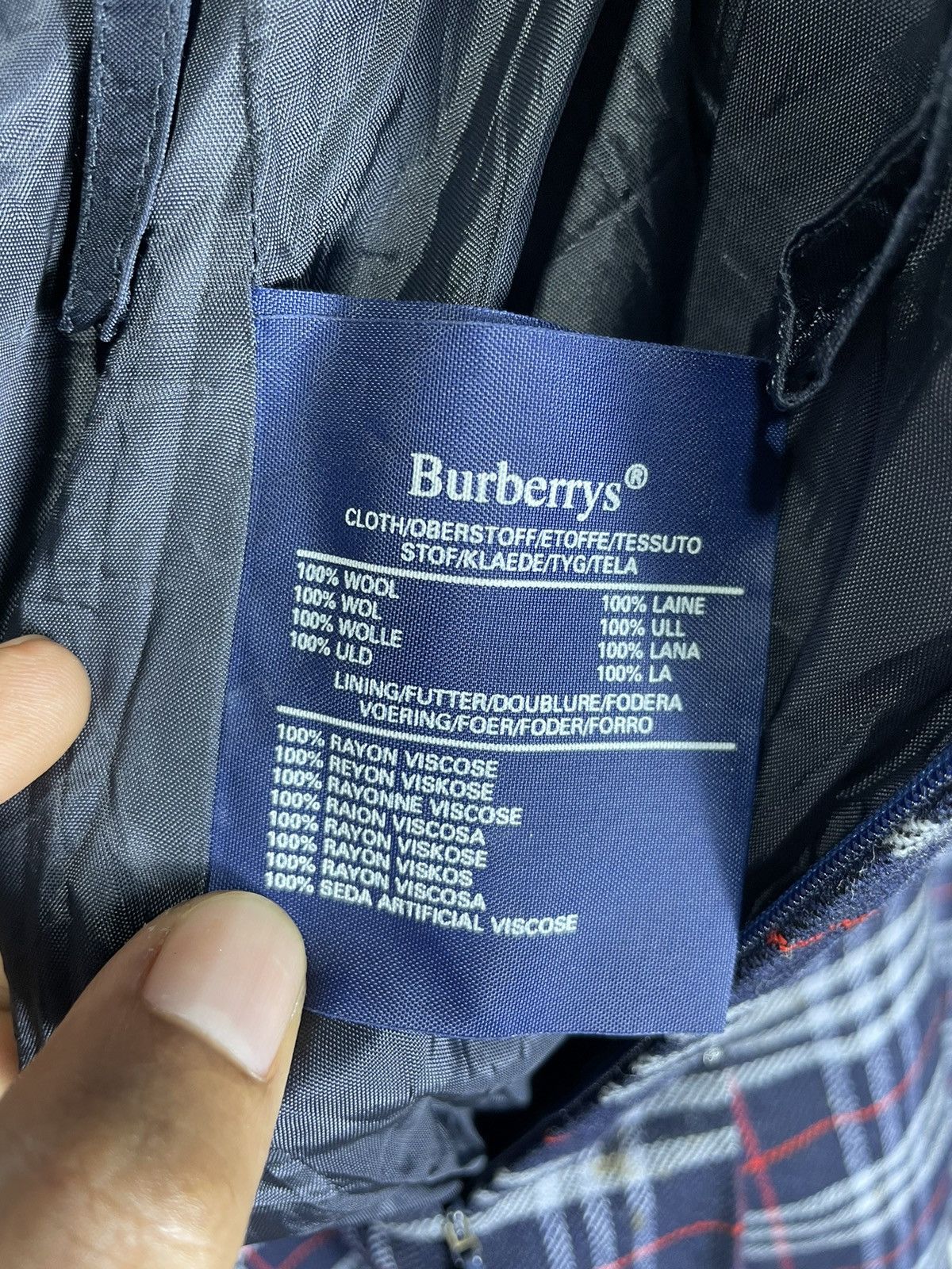 Burberry 🛒BINDING OFFER🛒Vintage Burberrys Mini Skirt wool 27-29 Size 27" / US 4 / IT 40 - 4 Thumbnail