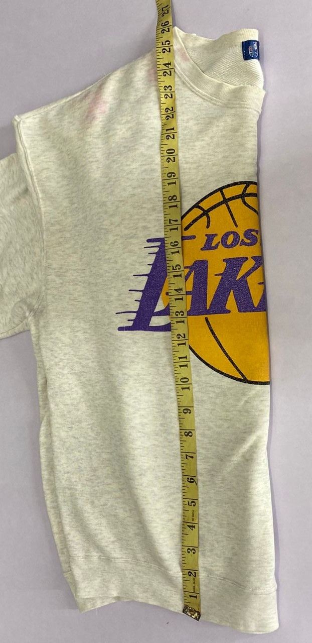 NBA Vintage 90s NBA Lakers Sweatshirt Size US L / EU 52-54 / 3 - 14 Thumbnail
