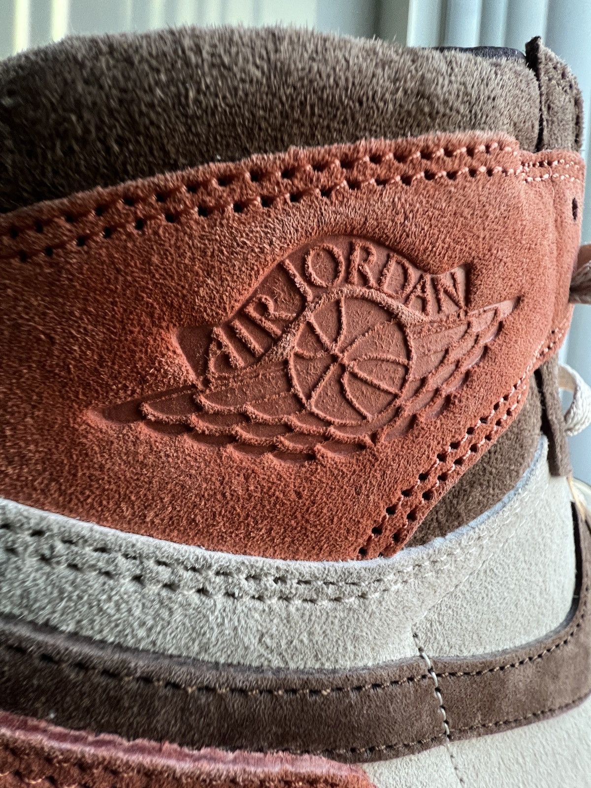 Nike Jordan 1 Retro High OG - Dusted Clay Size US 10 / EU 43 - 6 Thumbnail