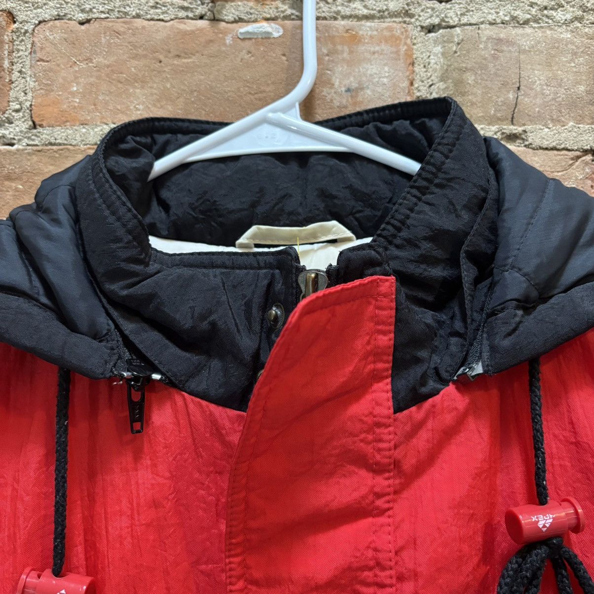 NBA × Vintage $250 Vintage 90s Apex One Chicago Bulls Puffer Jacket Size US L / EU 52-54 / 3 - 5 Thumbnail
