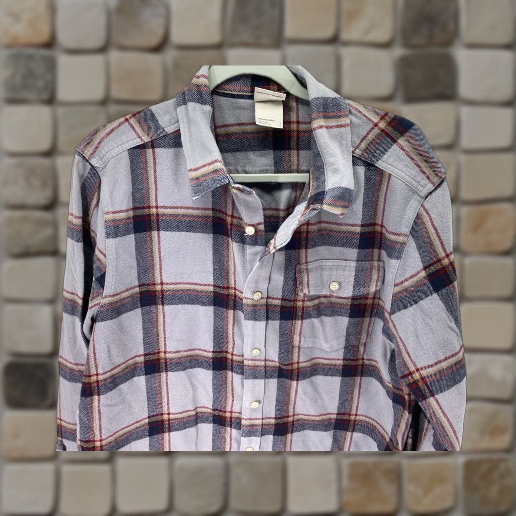The North Face The North Face Shirt Men Large Gray Plaid Flannel Button Long Sleeve Heavy Size US L / EU 52-54 / 3 - 1 Thumbnail