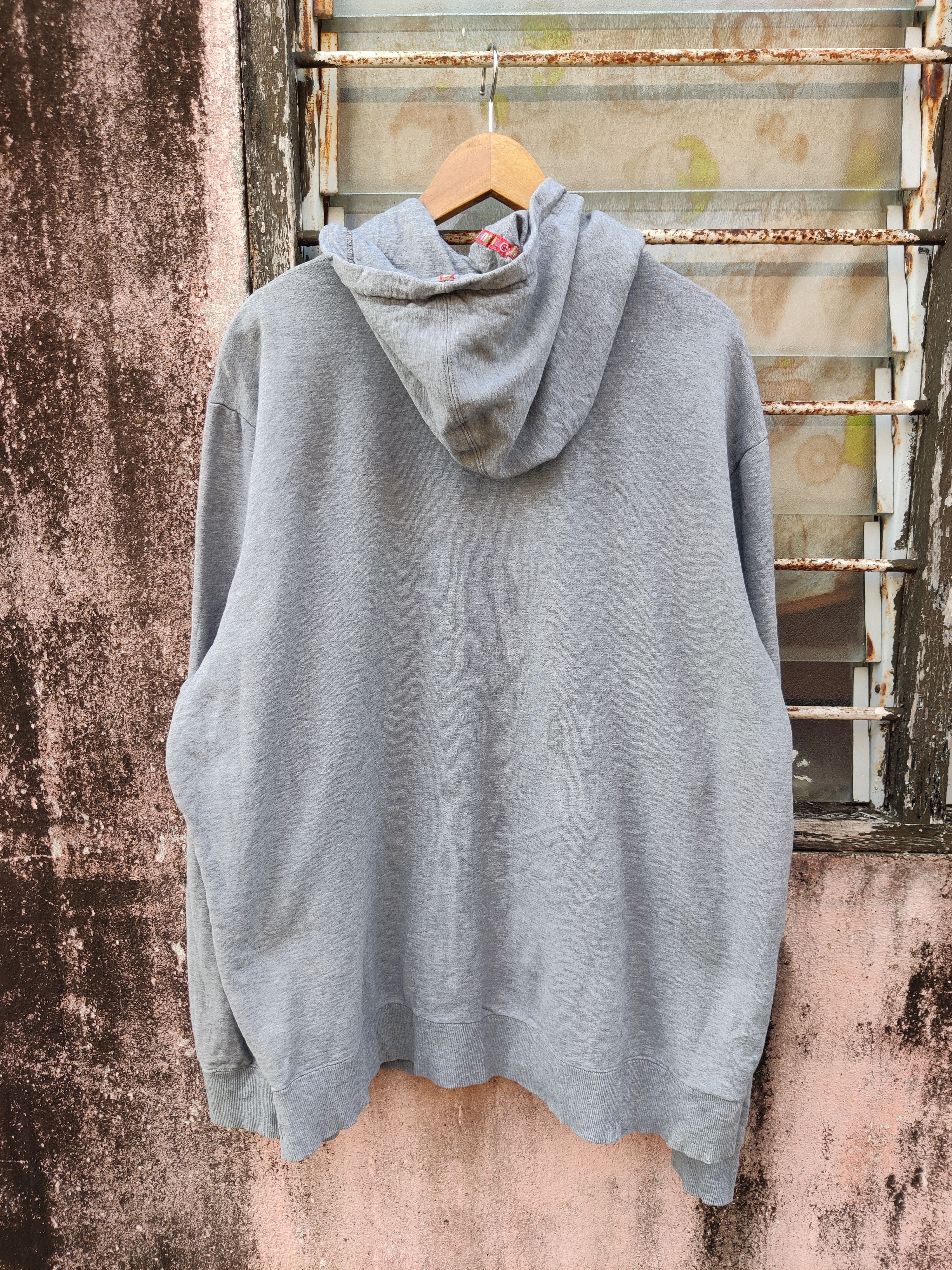 Puma Vintage Puma x Power Through Limited Peace Hoodie Size US XL / EU 56 / 4 - 5 Thumbnail