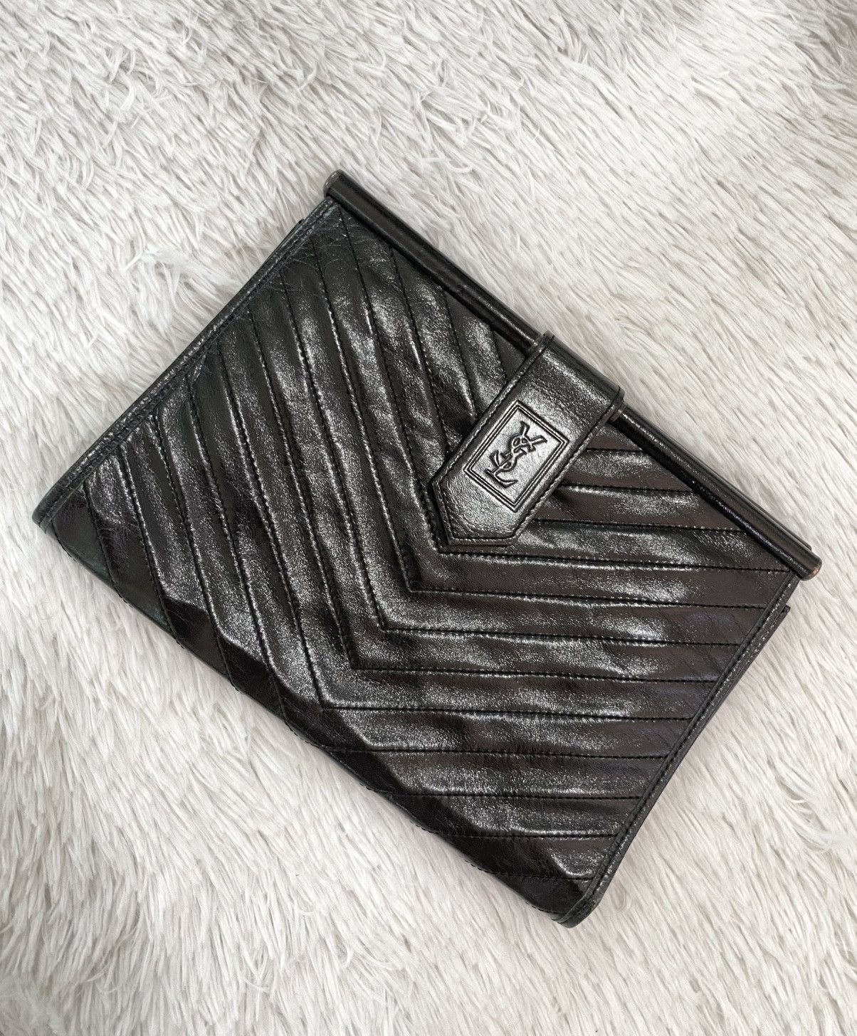 Yves Saint Laurent Yves Sain Laurent Quilted Clutch Bag Size ONE SIZE - 1 Thumbnail