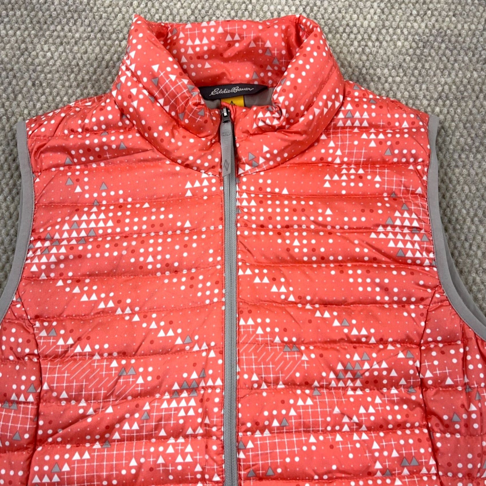 Eddie Bauer Eddie Bauer Puffer Vest Women M Pink Gray Down Fill EB700 Travex Assent Vest Body Casual Travel Geometric Pattern Sleeveless Size M / US 6-8 / IT 42-44 - 2 Thumbnail