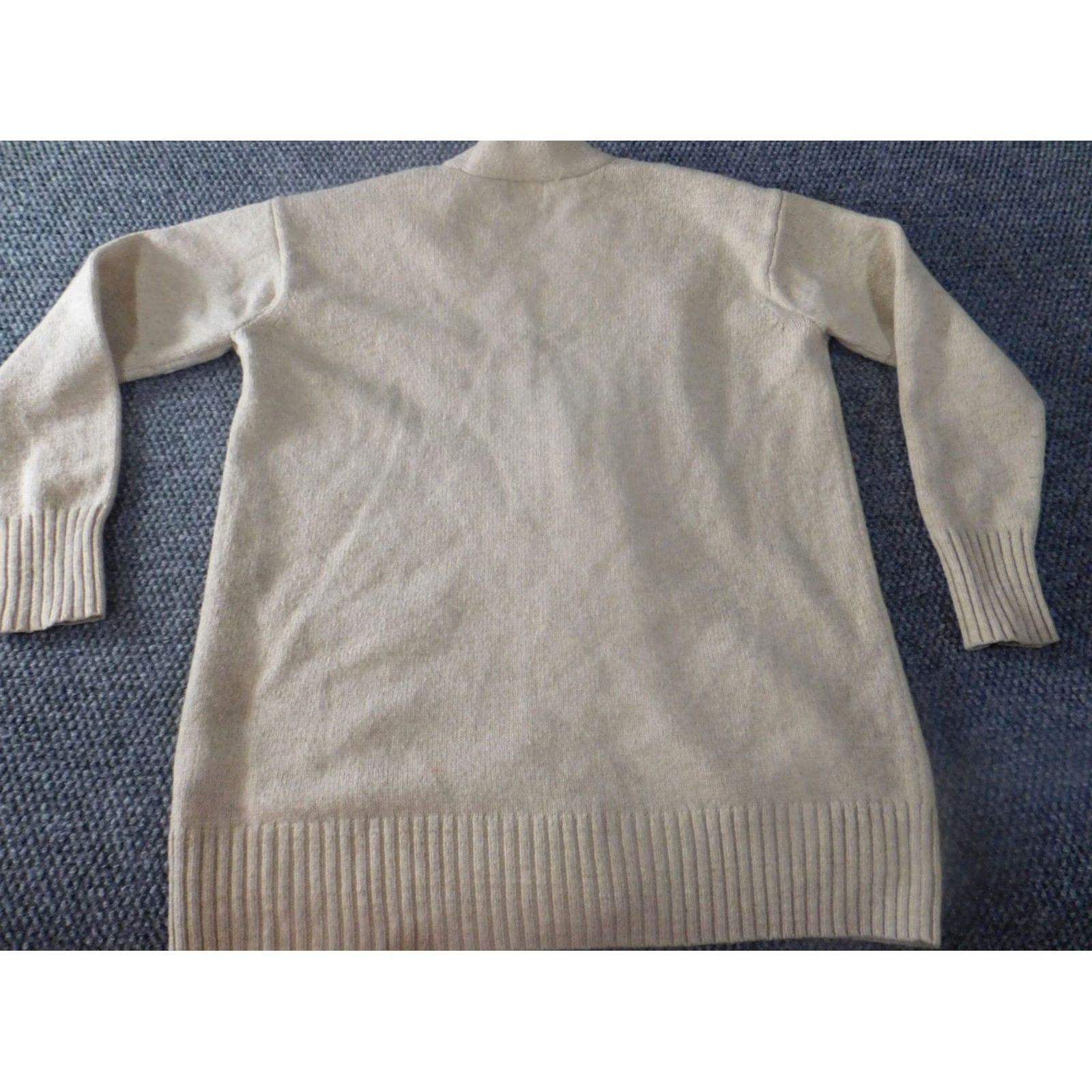Vintage Chicos Sweater Cardigan Beige Wool Button Mock Neck Long Sleeve Regular Size 0 Womens Designer Vintage? No (adjusted) Size XS / US 0-2 / IT 36-38 - 7 Thumbnail