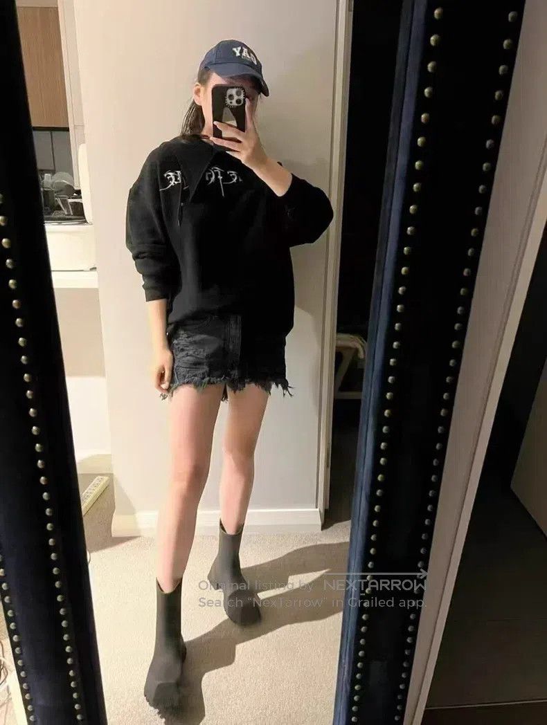 Balenciaga Balenciaga Sanskrit doll collar hooded sweater Size US XS / EU 42 / 0 - 7 Thumbnail