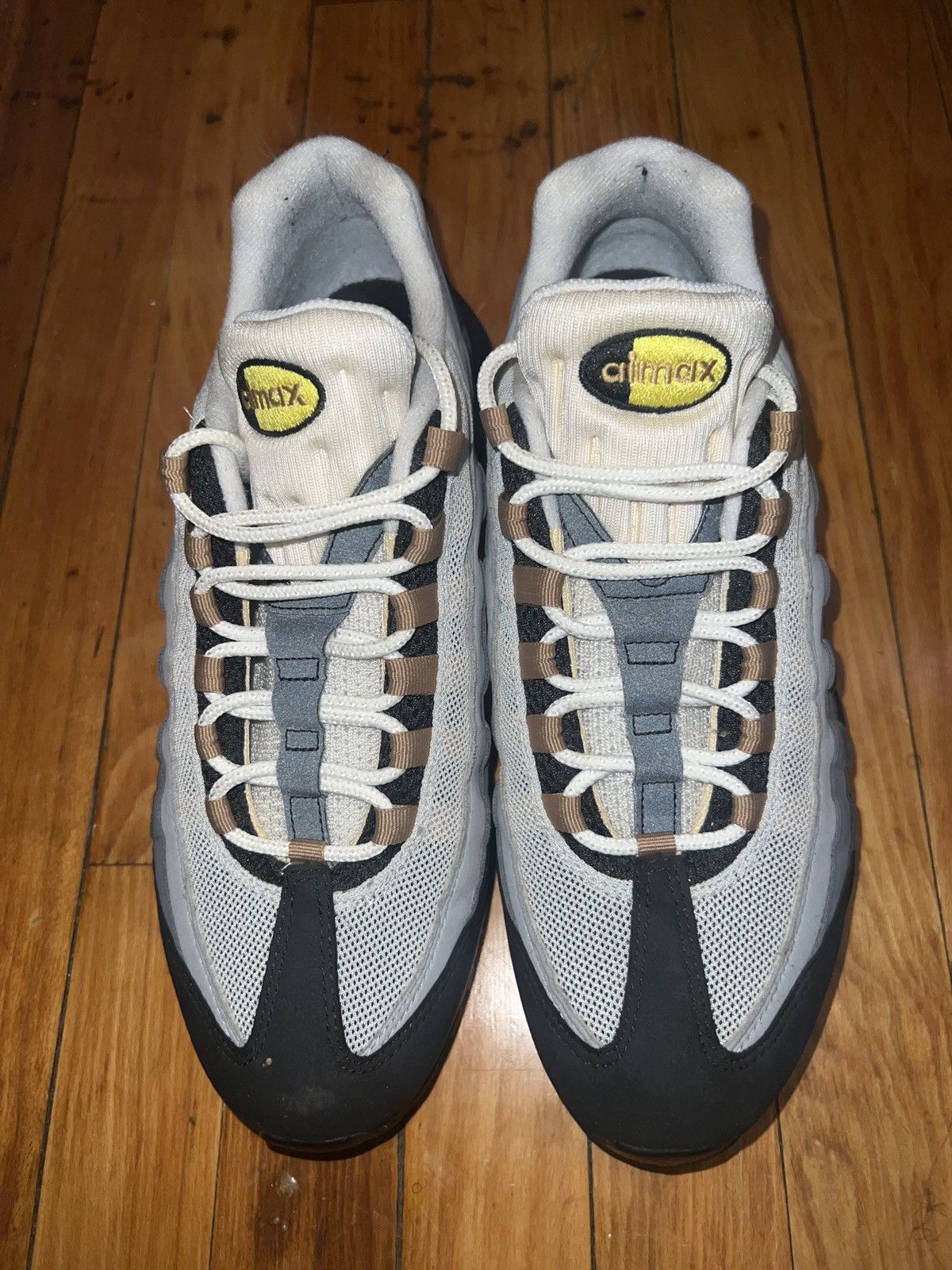 Nike AIR MAX Size US 10.5 / EU 43-44 - 4 Thumbnail