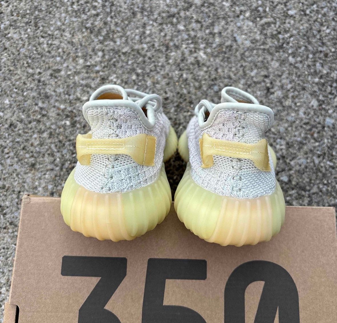 Adidas × Kanye West Size 4.5 - Adidas Yeezy Boost 350 V2 Low Light Worn 1x W/box Size US 5 / EU 37 - 4 Thumbnail
