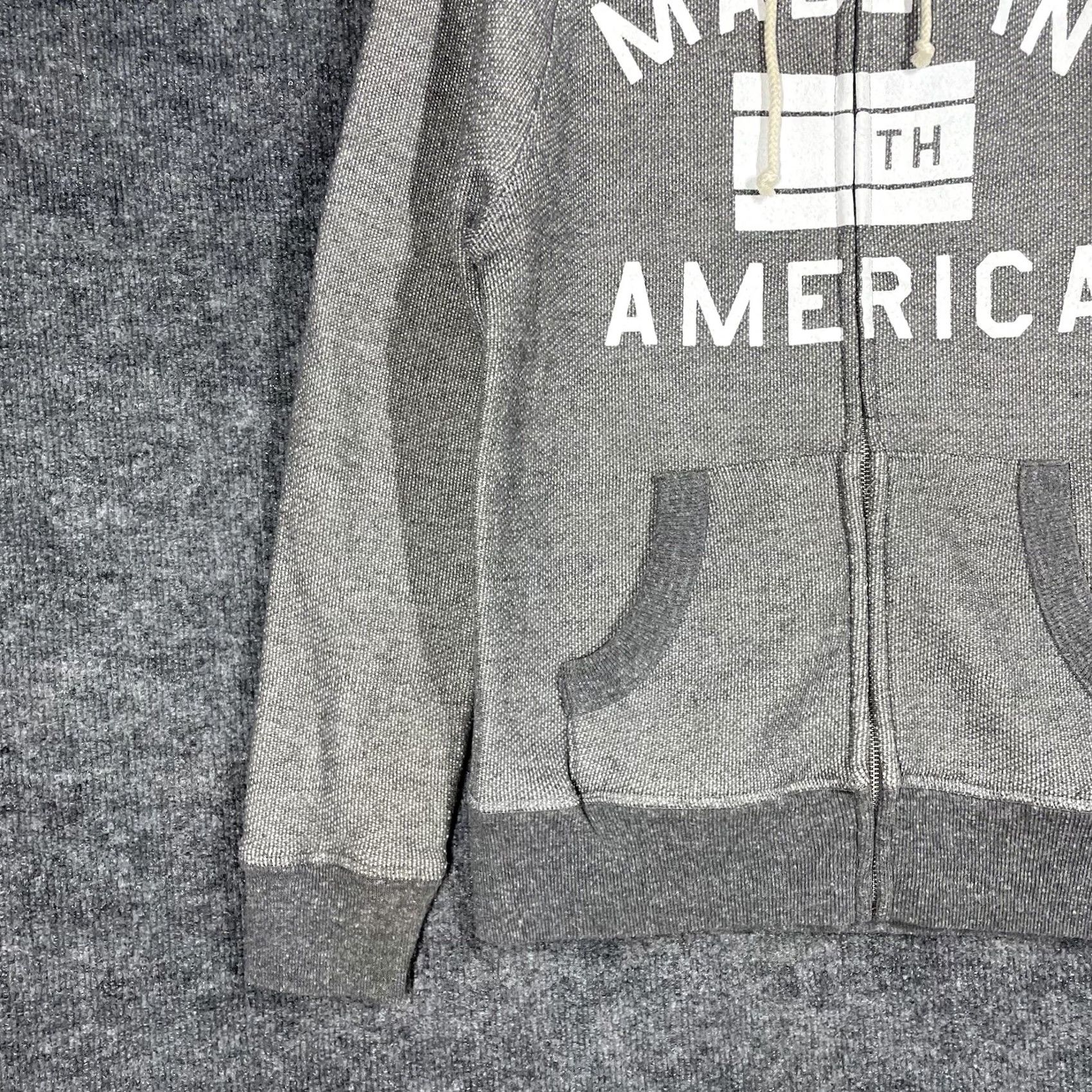 Tommy Hilfiger Tommy Hilfiger Hoodie Sweatshirt Made in America Zip Up USA Gray M Mens Regular Size Medium Hoodie Sweatshirt, Full Zip, USA Theme Size US M / EU 48-50 / 2 - 3 Thumbnail