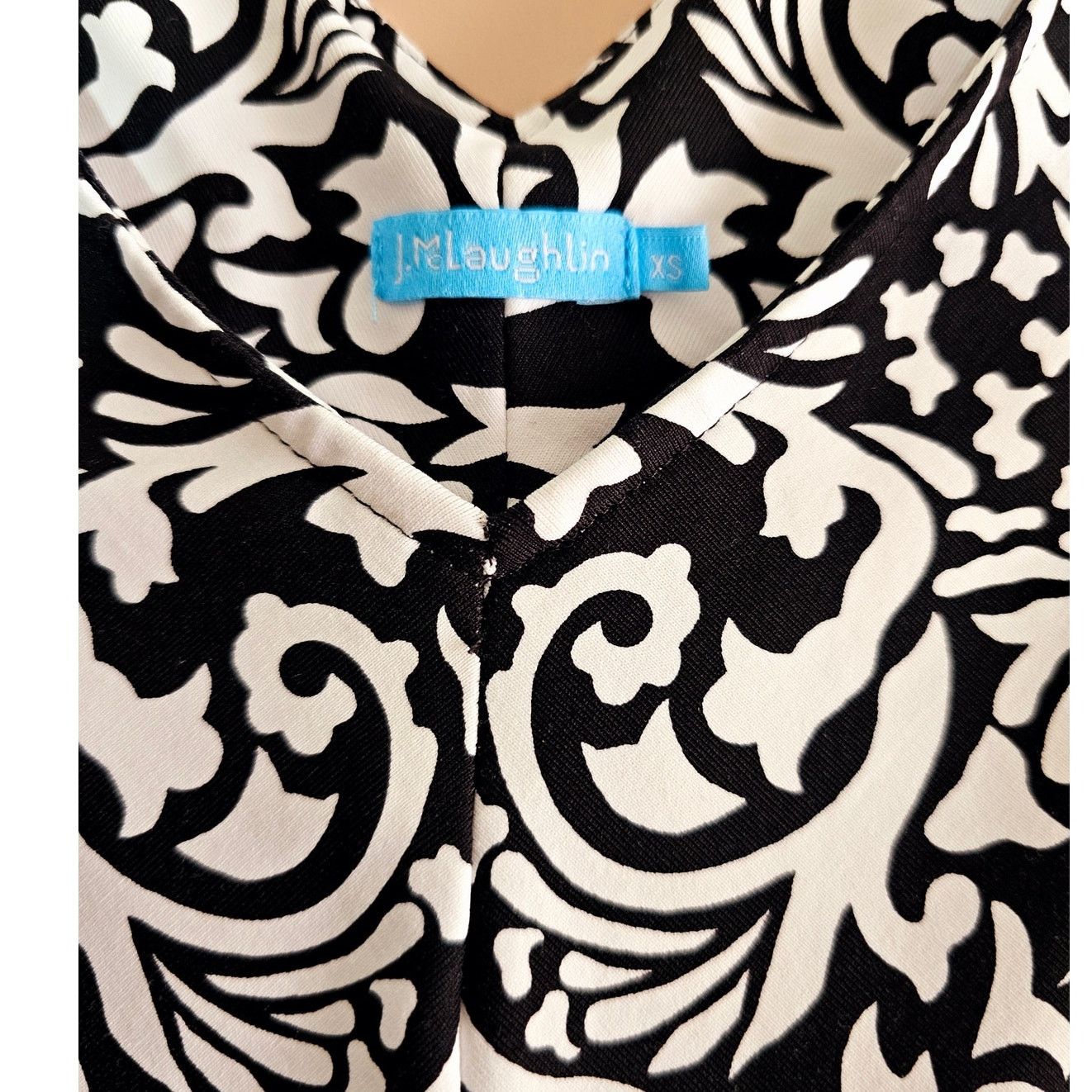 J.McLaughlin J. McLaughlin Catalina Cloth B/W Sheath Stretch Dress XS Size XS / US 0-2 / IT 36-38 - 8 Thumbnail