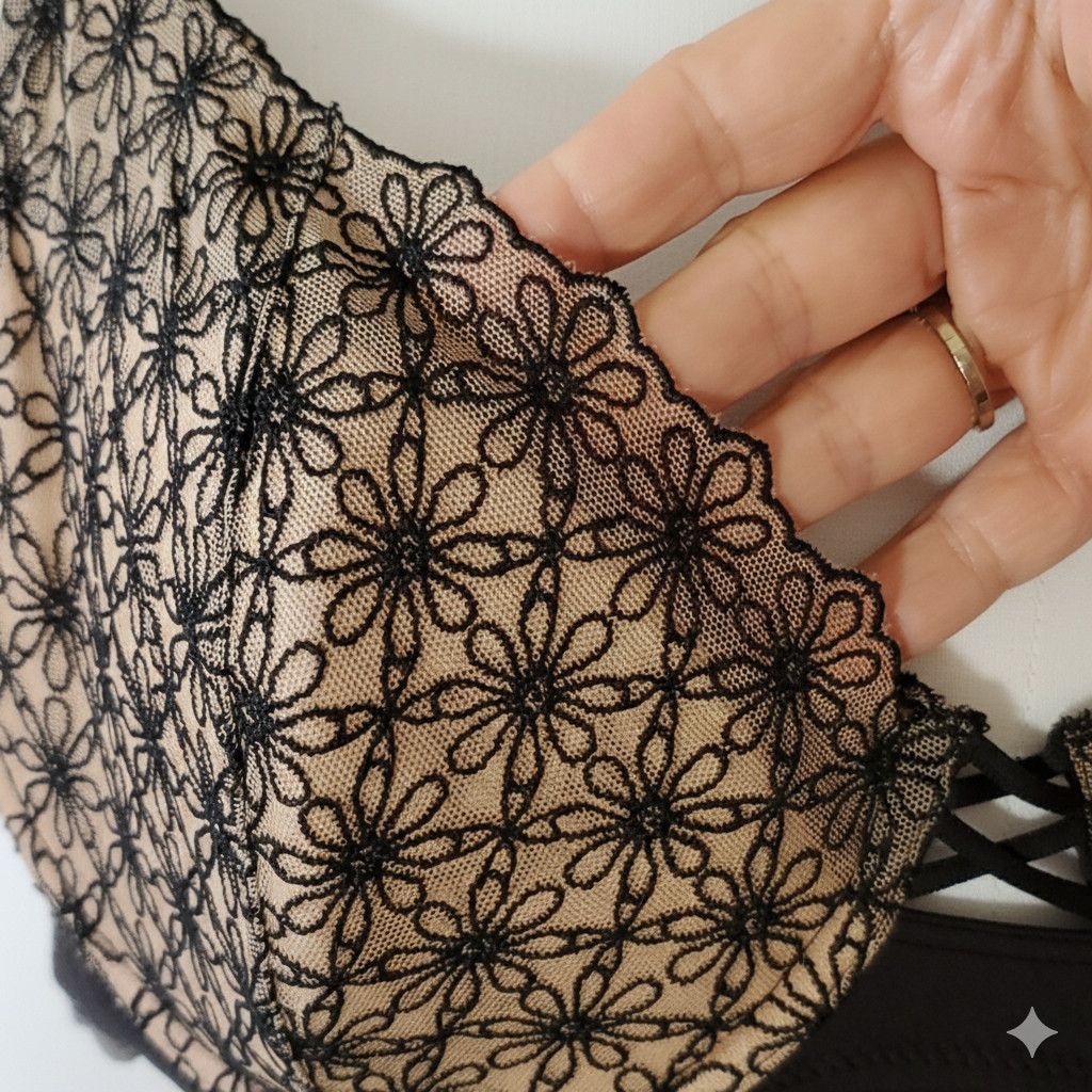 Other Vassarette 42C Bra NWT Black Beige Floral Full Coverage Ligh Size ONE SIZE - 5 Thumbnail