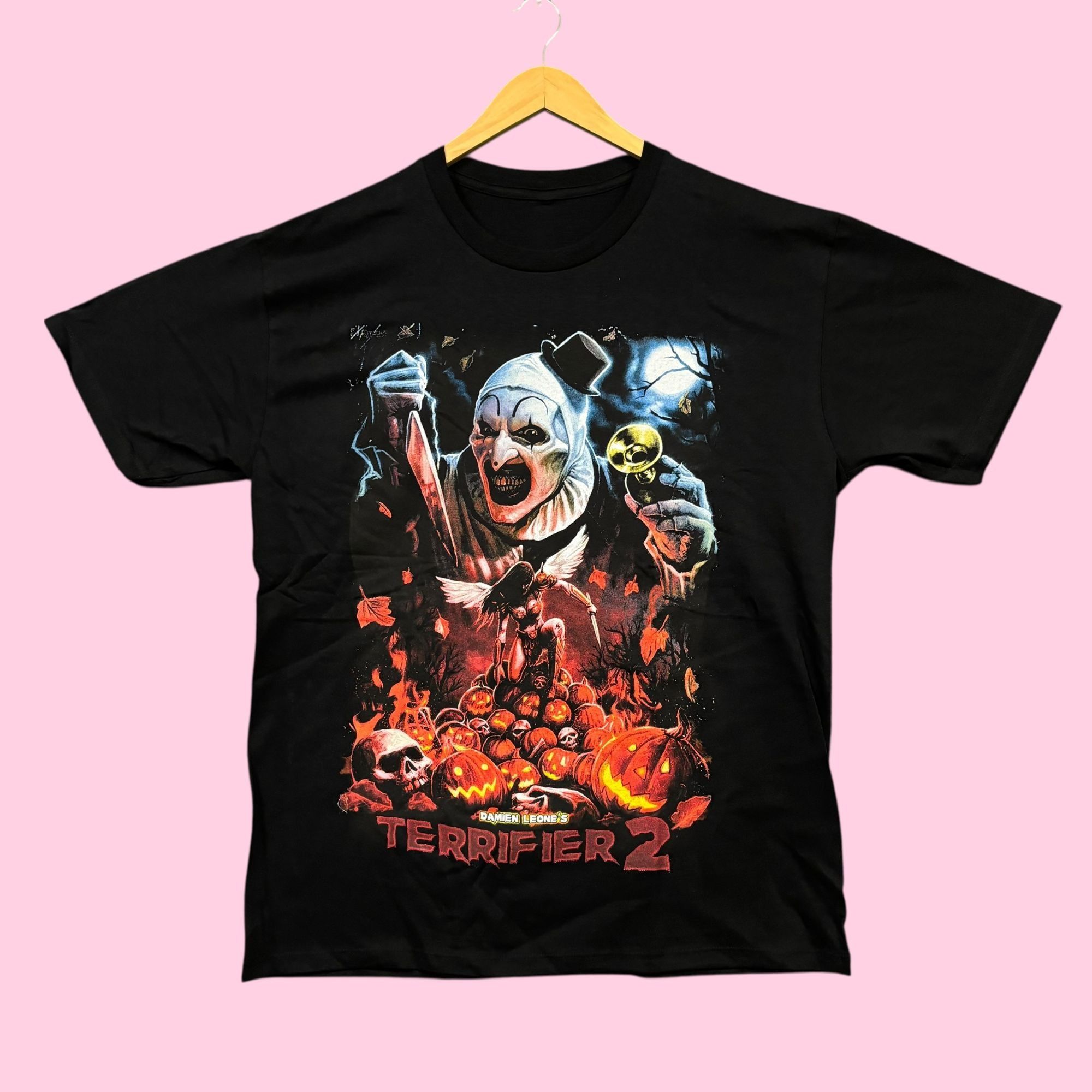Universal Studios Terrifier 2 Art the Clown Horror Movie Poster Tee L Size US L / EU 52-54 / 3 - 1 Thumbnail