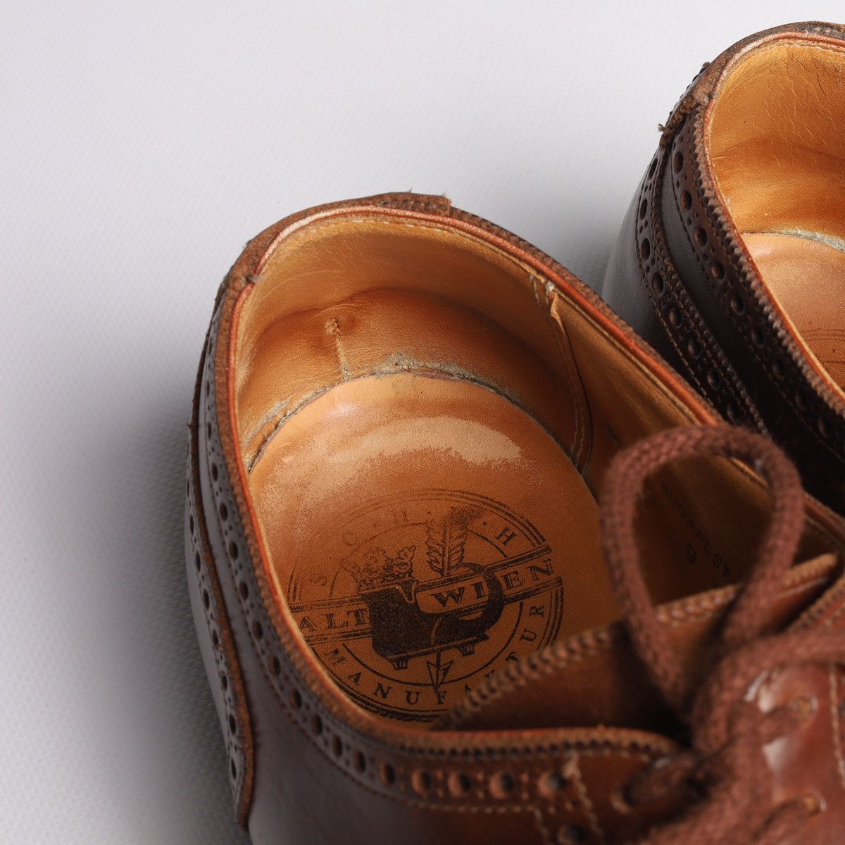 Crockett & Jones × Other UK Alt Wien by Crockett Jones Budapest Derby Leather Shoes Size US 10 / EU 43 - 12 Thumbnail