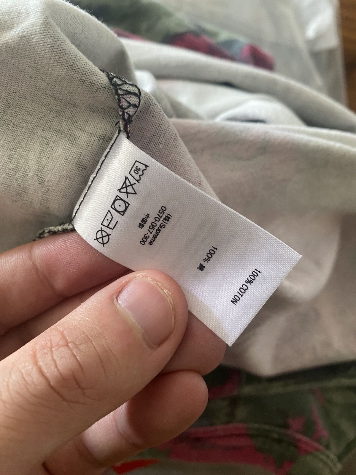 Supreme SUPREME Flowers Tee Black Size US XL / EU 56 / 4 - 7 Thumbnail