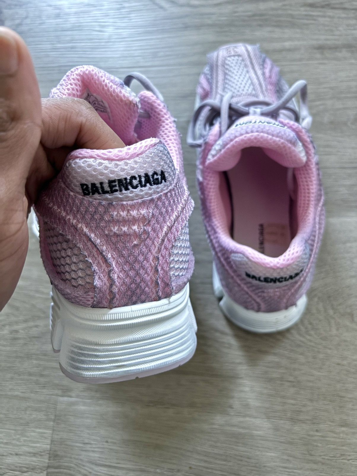 Balenciaga ꜱᴏʟᴅ Balenciaga Phantom Sneakers Size US 8 / IT 38 - 9 Thumbnail