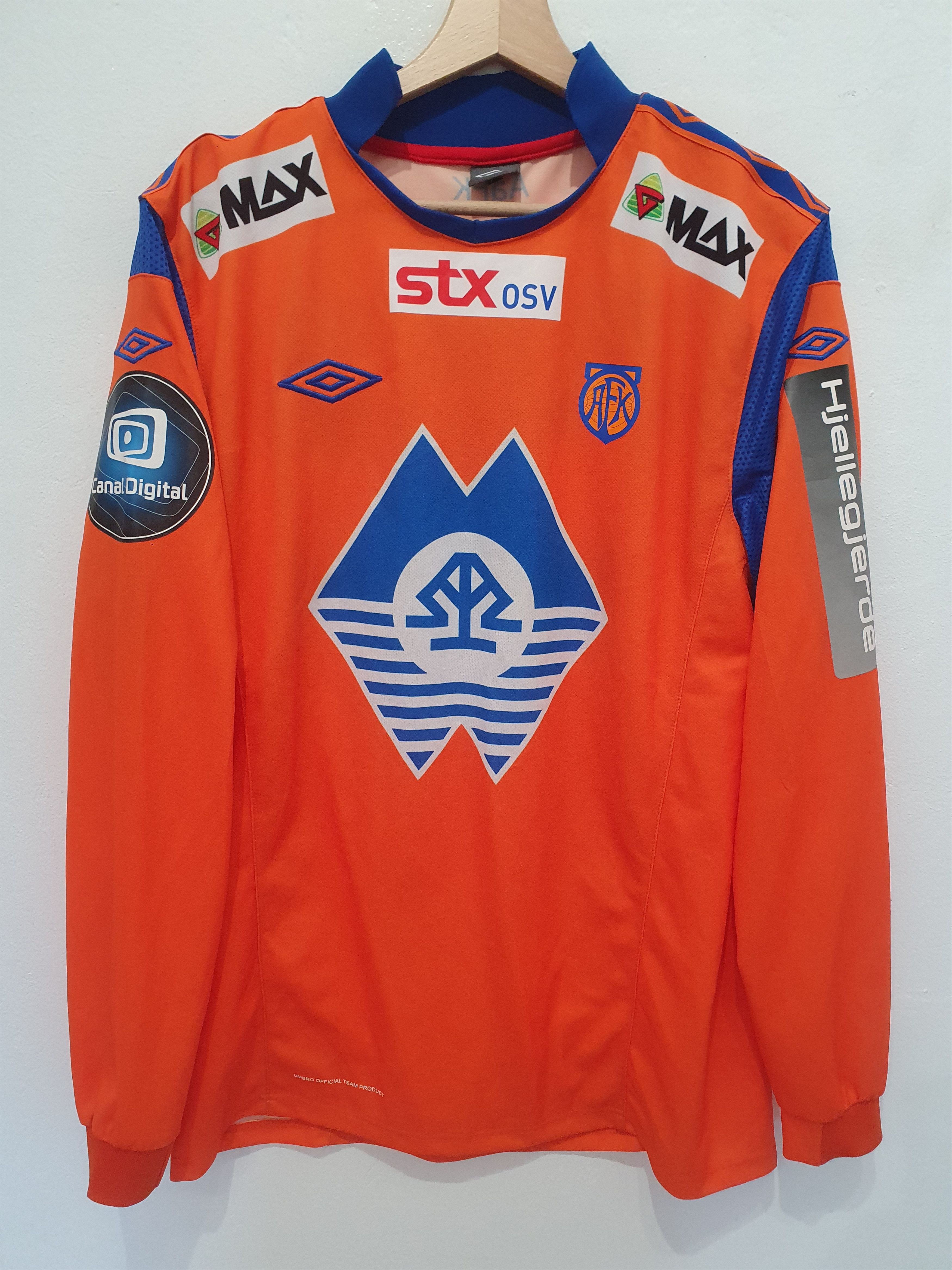 image of Aalesunds Fk 2012 Umbro Size M / L Jersey Longsleeve in Orange, Men's