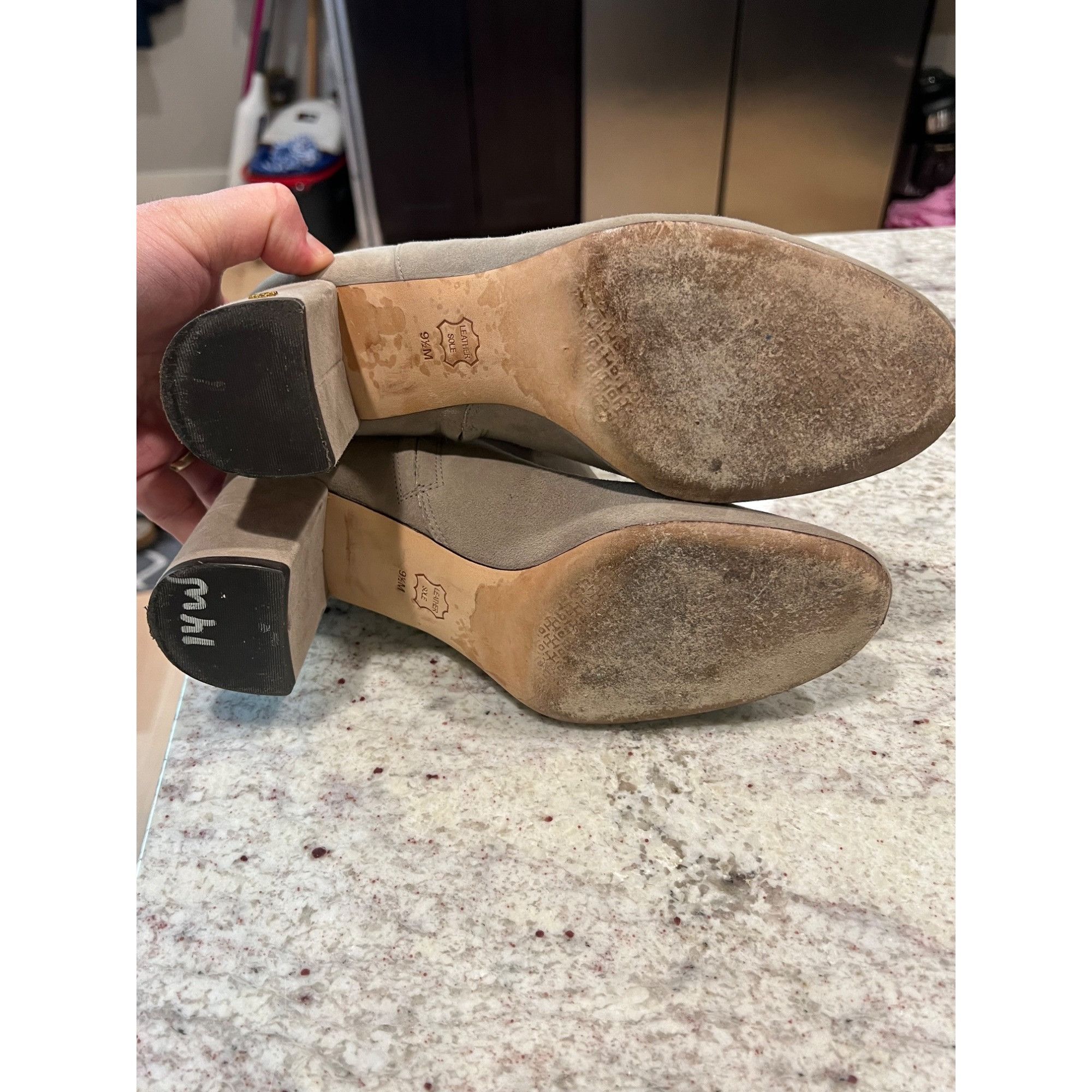 Tory Burch Tory Burch BROOKE BOOTIE Suede Dust Storm Taupe Boots Grey - Size US 8.5 / IT 38.5 - 6 Thumbnail