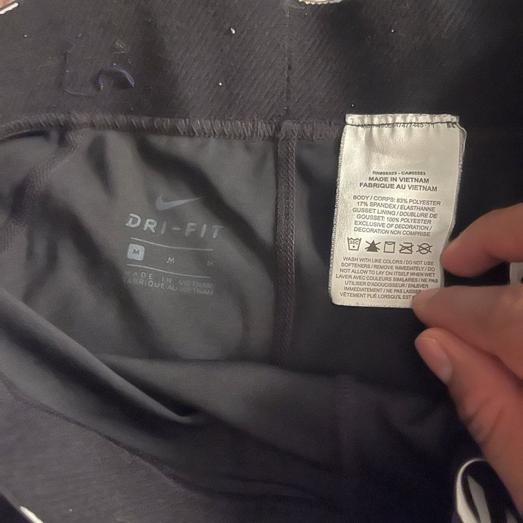 Nike Nike Pro Black Shorts with White Logo size M Size 28" / US 6 / IT 42 - 6 Thumbnail