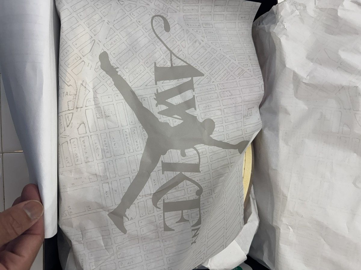 Awake NY × Jordan Brand × Nike Awake x Jordan Air Ship PE SP - Sail / Black / Red Size US 11.5 / EU 44-45 - 3 Thumbnail