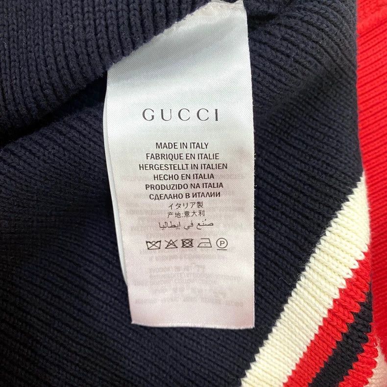 Gucci Gucci Badge embroidery dark blue V-neck knitted sweater 250 Size US S / EU 44-46 / 1 - 6 Thumbnail