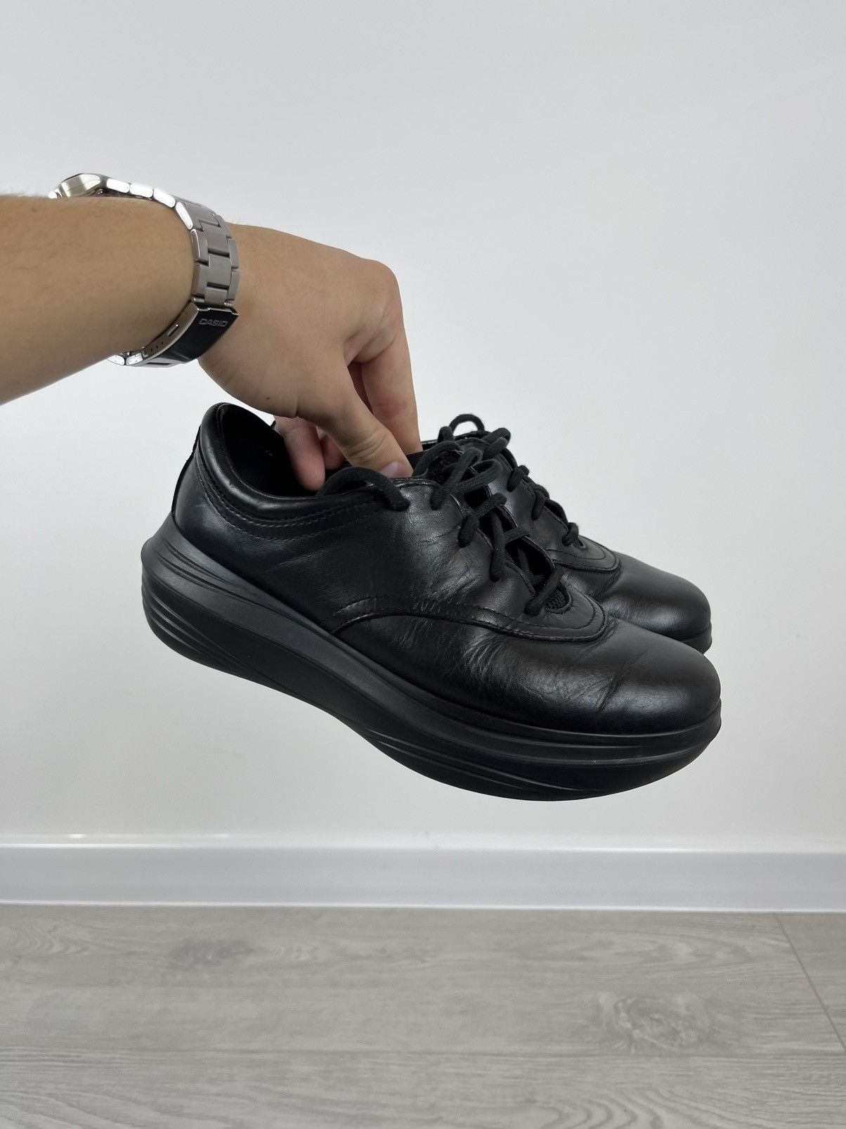 Kybun Kybun Wangbi Women’s Black Leather Sneakers Shoes Y2K Size US 7 / IT 37 - 2 Thumbnail