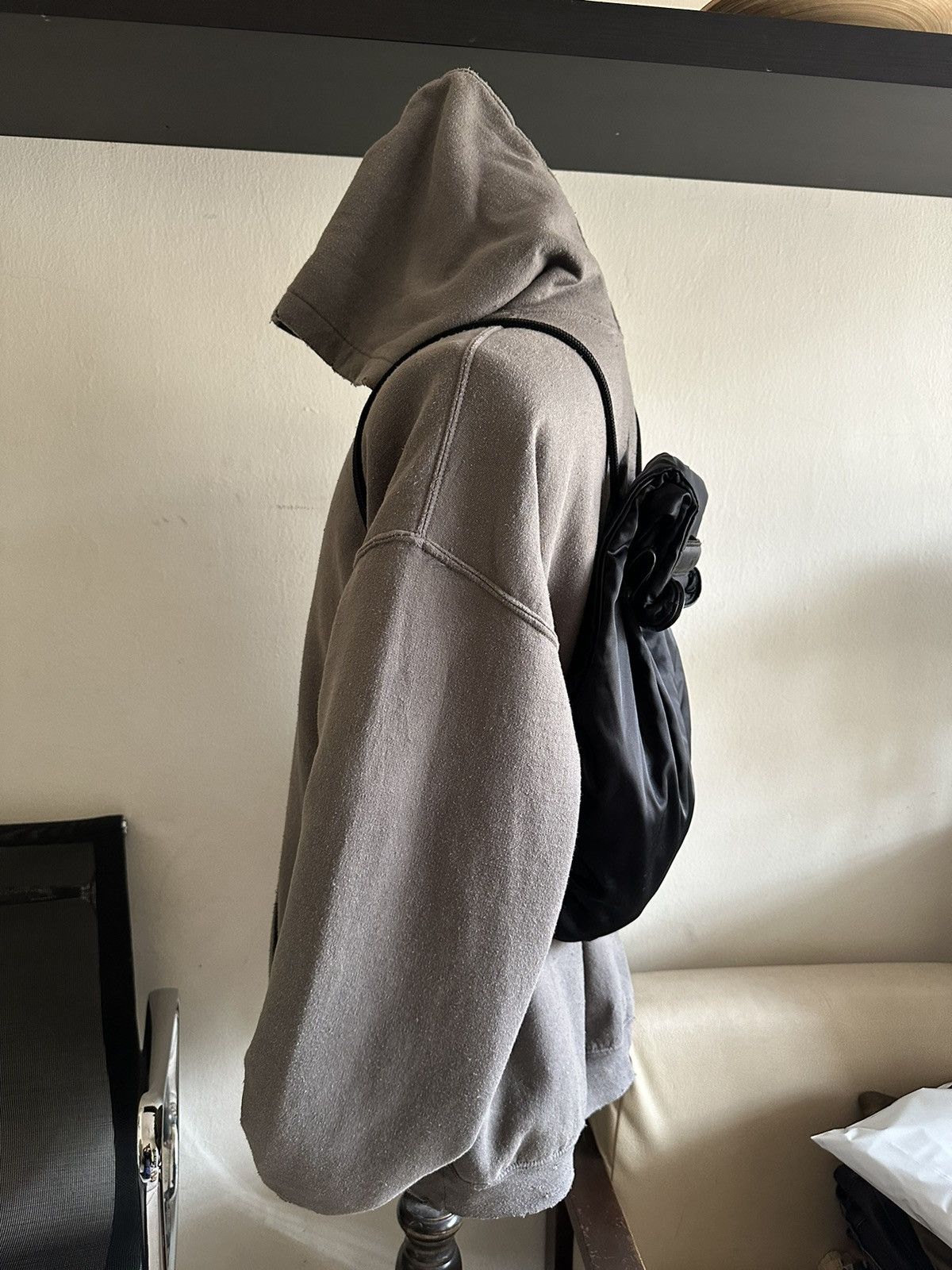 Tokio Kumagai 1980s Tokio Kumagai folded Drawstring Nylon Backpack Size ONE SIZE - 18 Thumbnail