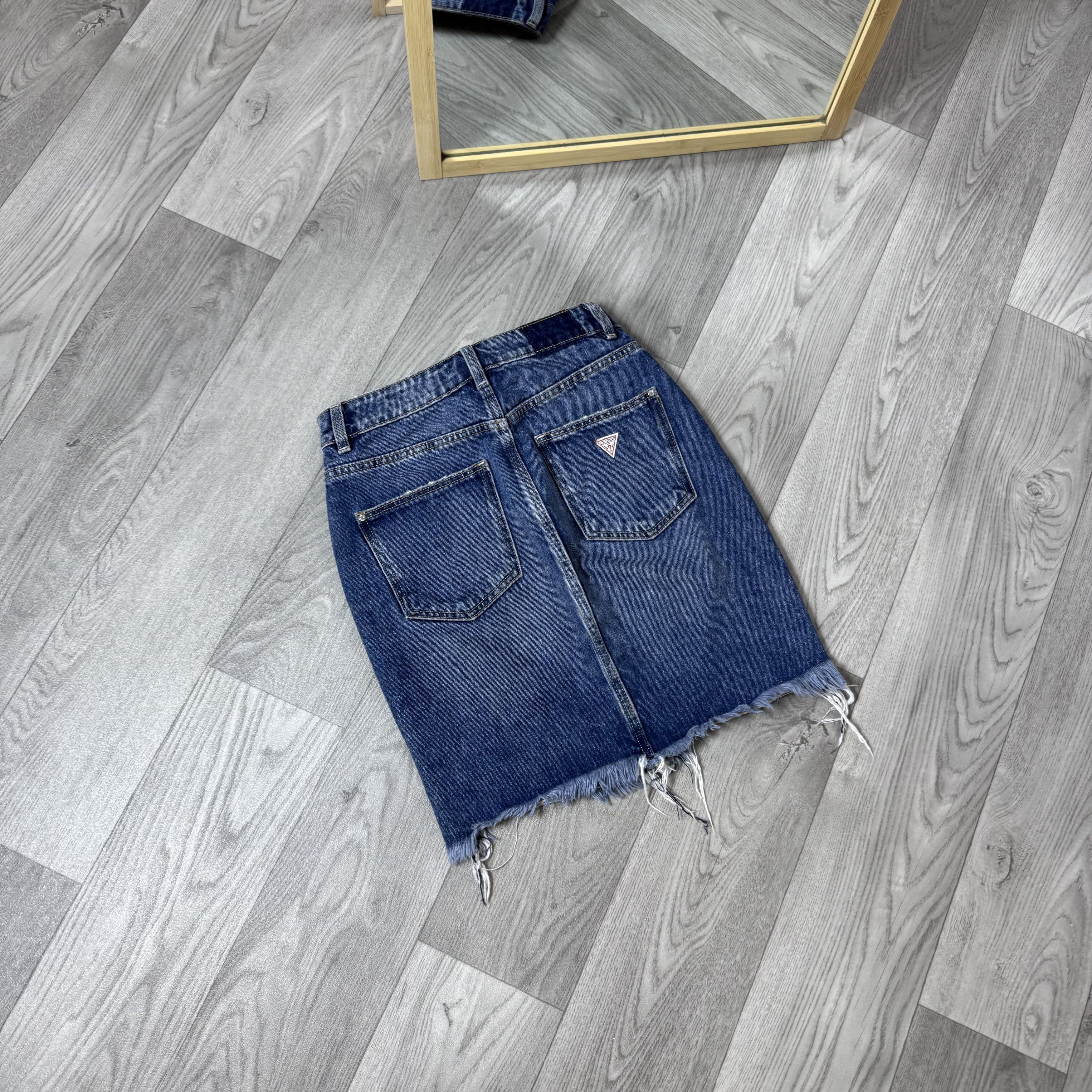 Guess Guess Women's Midi Denim Stonewashed Skirt Jeans 24 Size 24" / US 00 / IT 34 - 3 Thumbnail