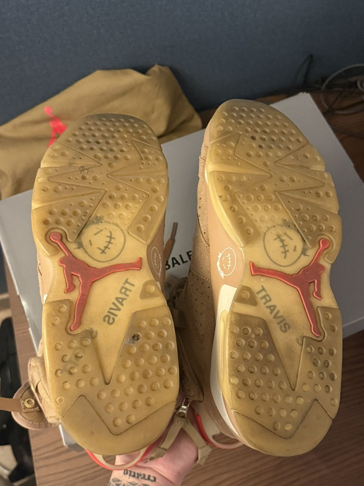 Jordan Brand × Travis Scott AJ 6 ‘British Khaki’ Size US 10.5 / EU 43-44 - 5 Thumbnail