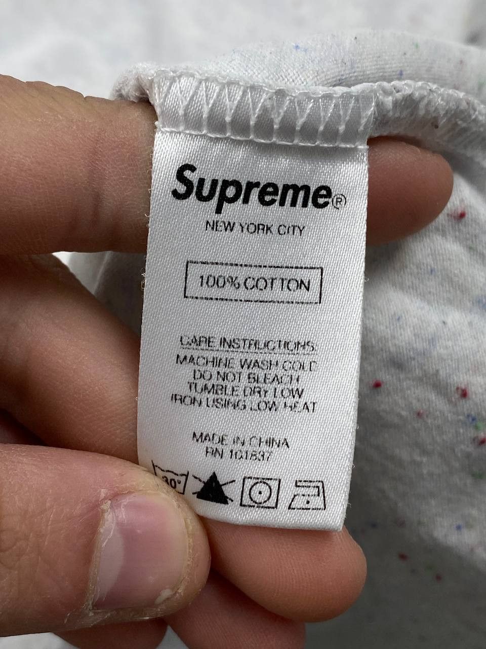 Supreme Supreme Small Box T Shirt Men Size XL White Size US XL / EU 56 / 4 - 8 Thumbnail
