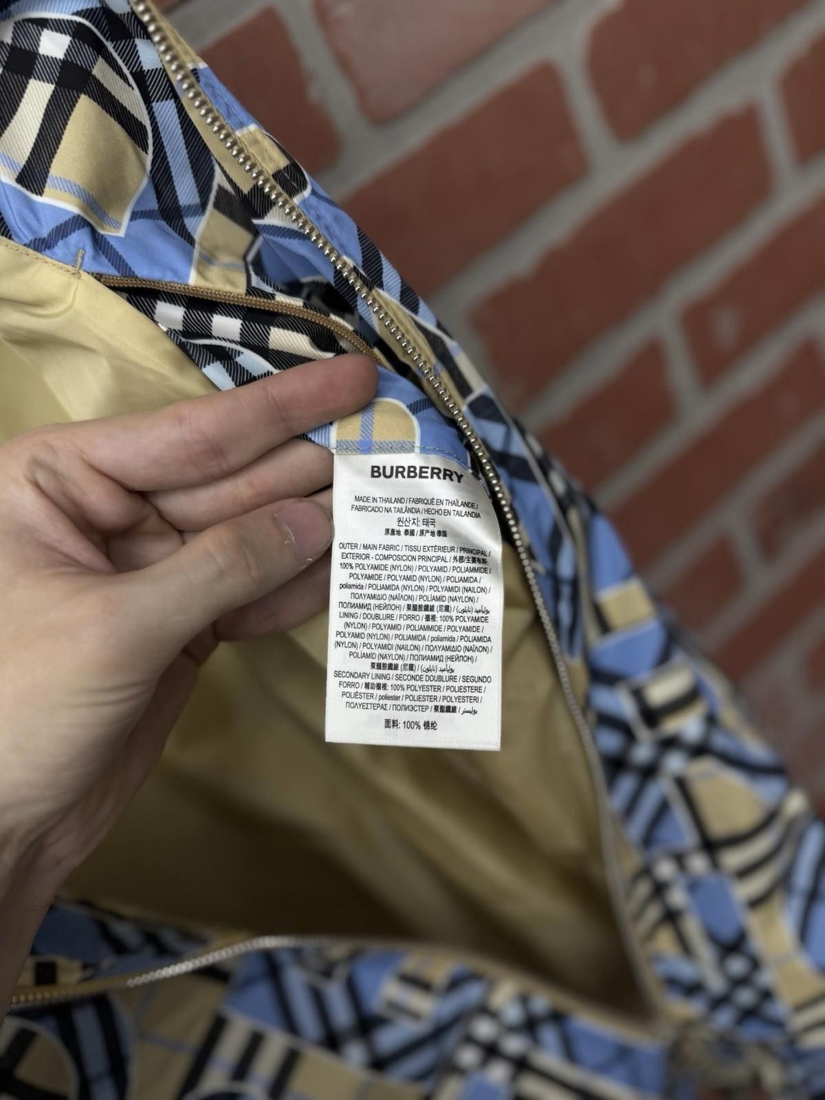 Burberry BURBERRY LONDON ZIP UP JACKET NYLON BLUE SIZE (XS) AUTHENTIC Size US XS / EU 42 / 0 - 11 Thumbnail