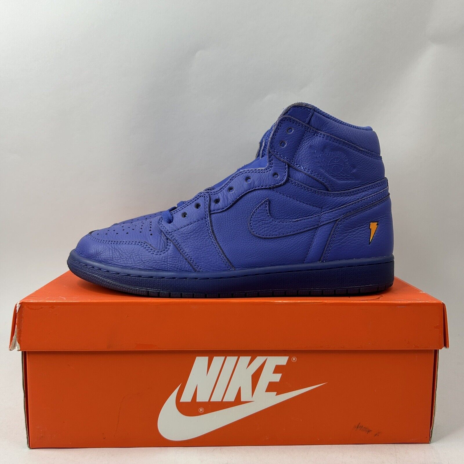 Nike Nike Air Jordan 1 Retro High OG Gatorade “Rush Violet” 2024 Size US 11 / EU 44 - 6 Thumbnail