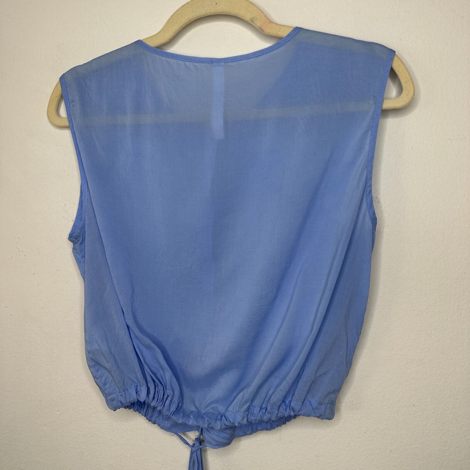 Aritzia Babaton Blue Cardin Sleeveless Button Drawstring Waist Top Size XS / US 0-2 / IT 36-38 - 5 Thumbnail