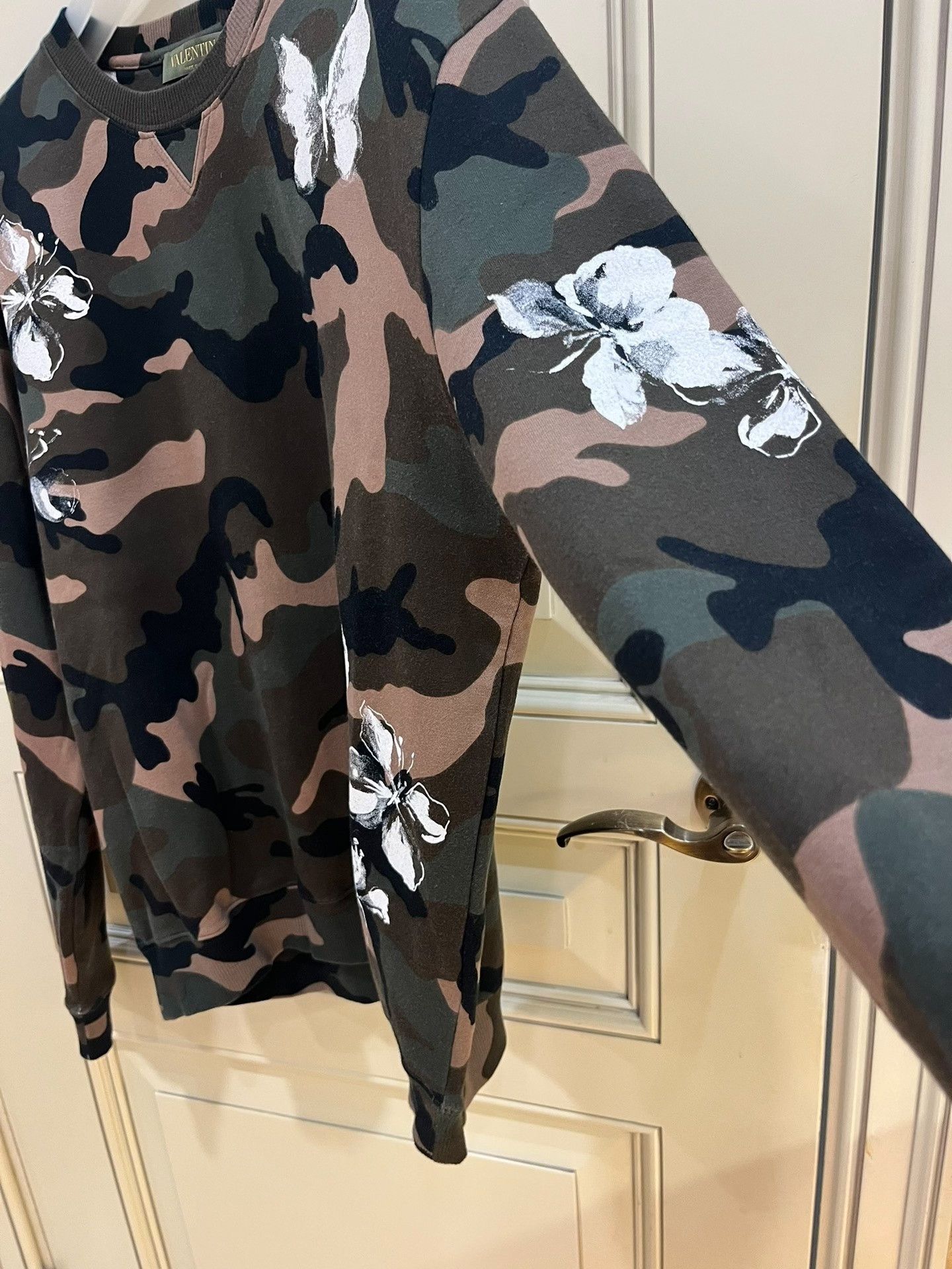 Valentino Valentino Camouflage Print Crewneck Sweatshirt Size US M / EU 48-50 / 2 - 6 Thumbnail