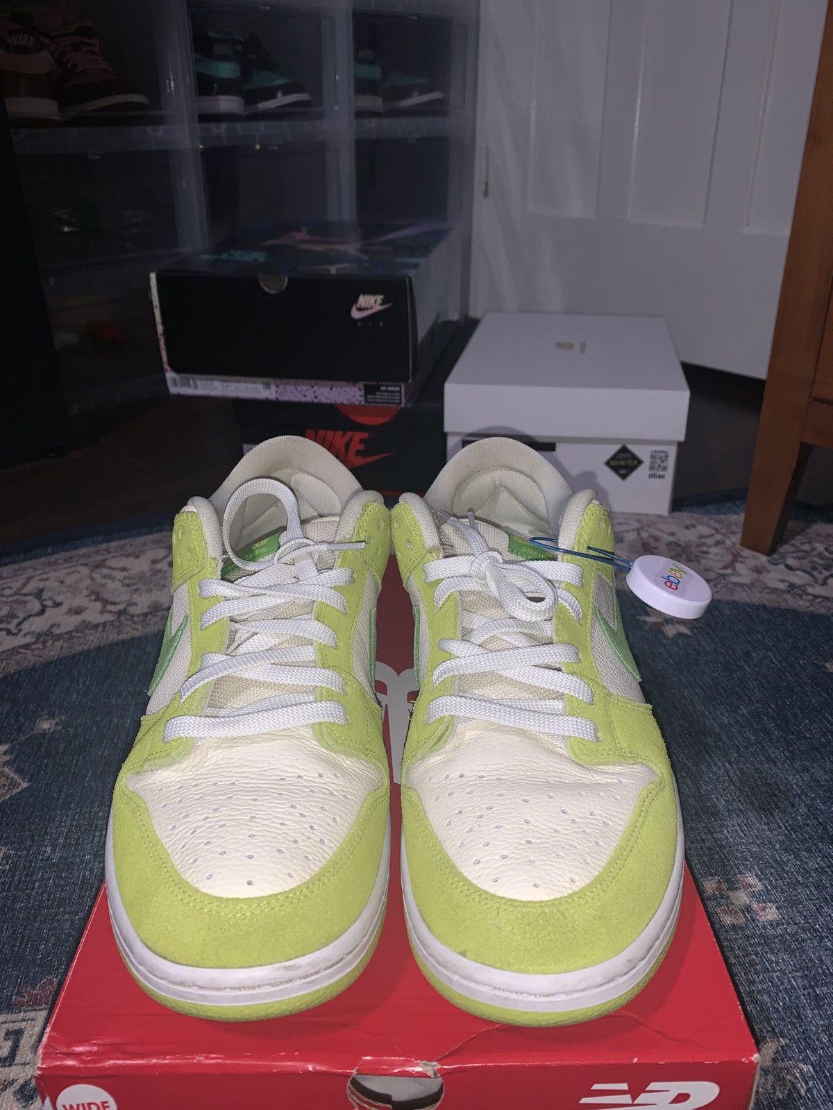 Nike 2022 Nike Sb Dunk Low Green Apple Size US 11.5 / EU 44-45 - 4 Thumbnail