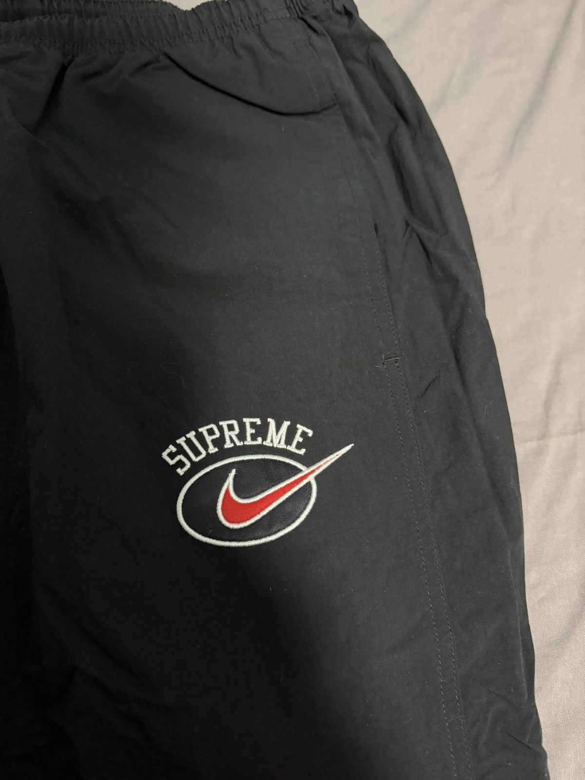 Nike × Supreme Supreme Nike warm up pant Size US 32 / EU 48 - 3 Thumbnail