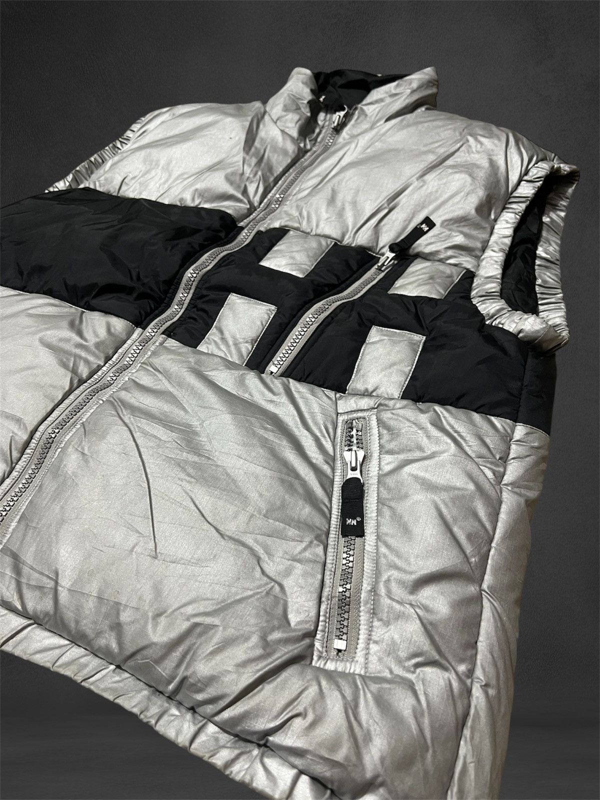 Helly Hansen Vintage Helly Hansen Puffer Vest Winter Gorpcore Hype 90s Size US L / EU 52-54 / 3 - 4 Thumbnail