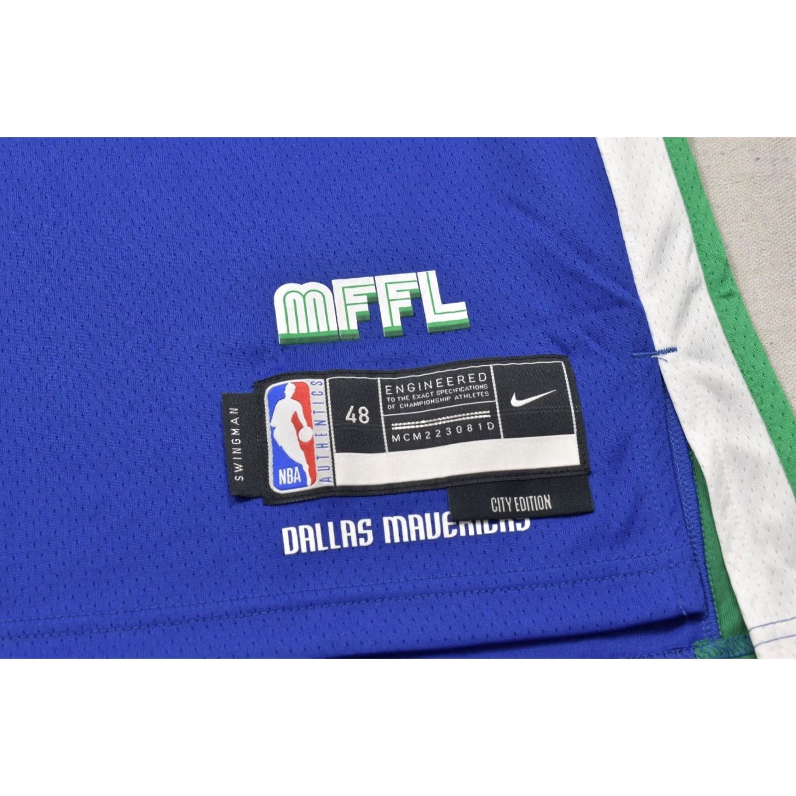Nike Nike Luka Doncic Dallas Mavericks NBA City Swingman Jersey Blue Mens L NEW T-Shirt Dri-FIT Breatherable Summer Sports Size US L / EU 52-54 / 3 - 5 Thumbnail