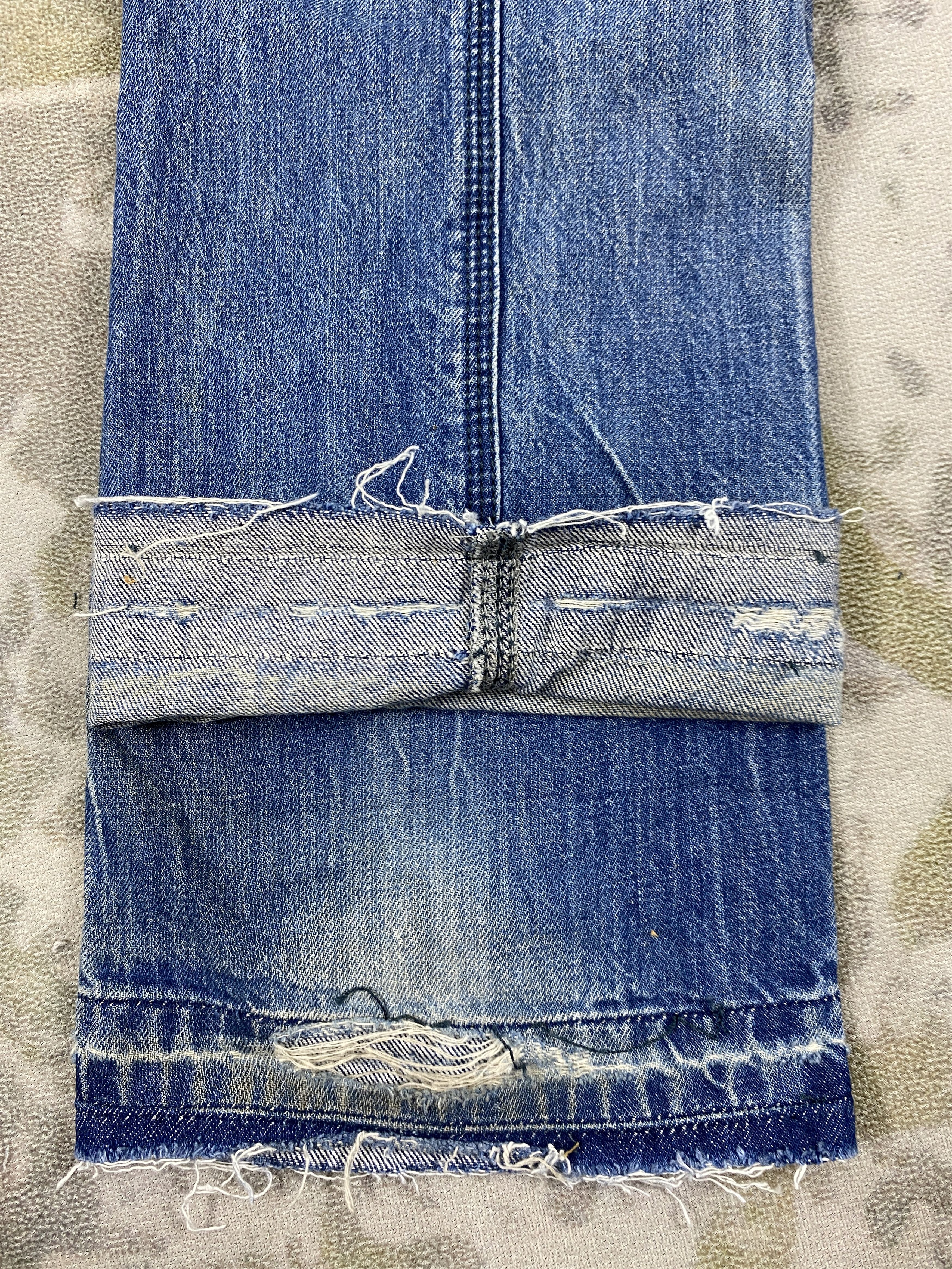 Diesel Faded Blue Vintage Diesel Jeans 31x31.5 Denim- JN3885 Size US 31 - 17 Thumbnail