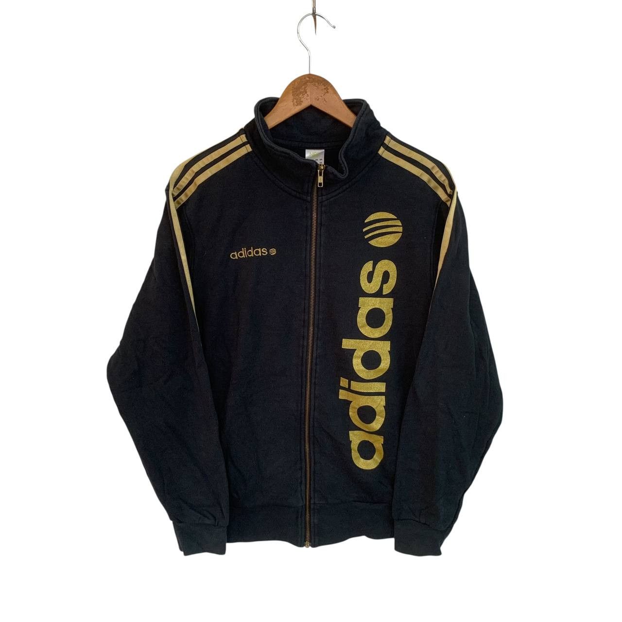 Adidas Adidas Vintage Sweater Three Stripe Track Top Size M / US 6-8 / IT 42-44 - 1 Thumbnail