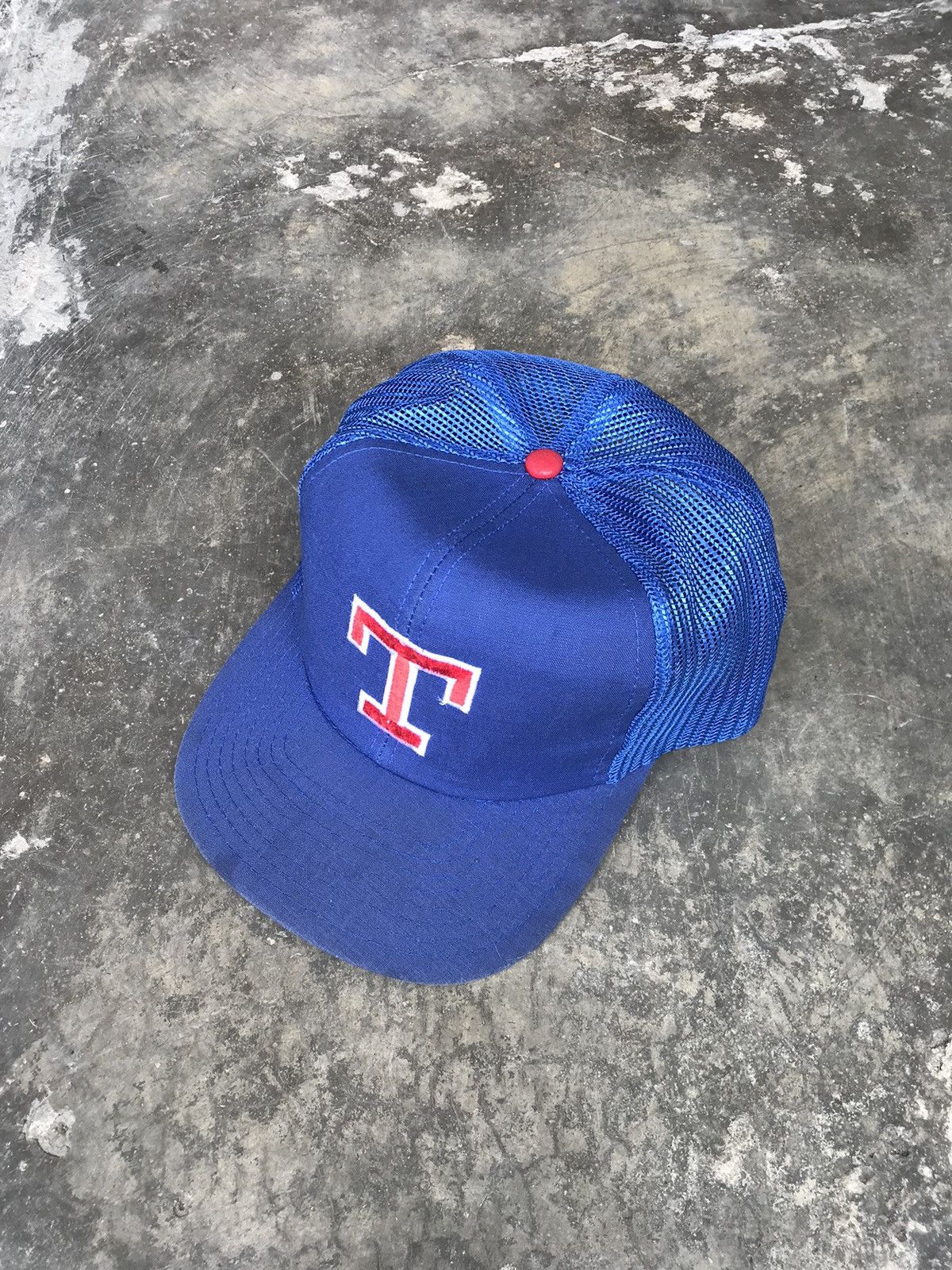 MLB Vintage Texas Ranger Twins MLB Baseball Trucker Hat Size ONE SIZE - 1 Thumbnail
