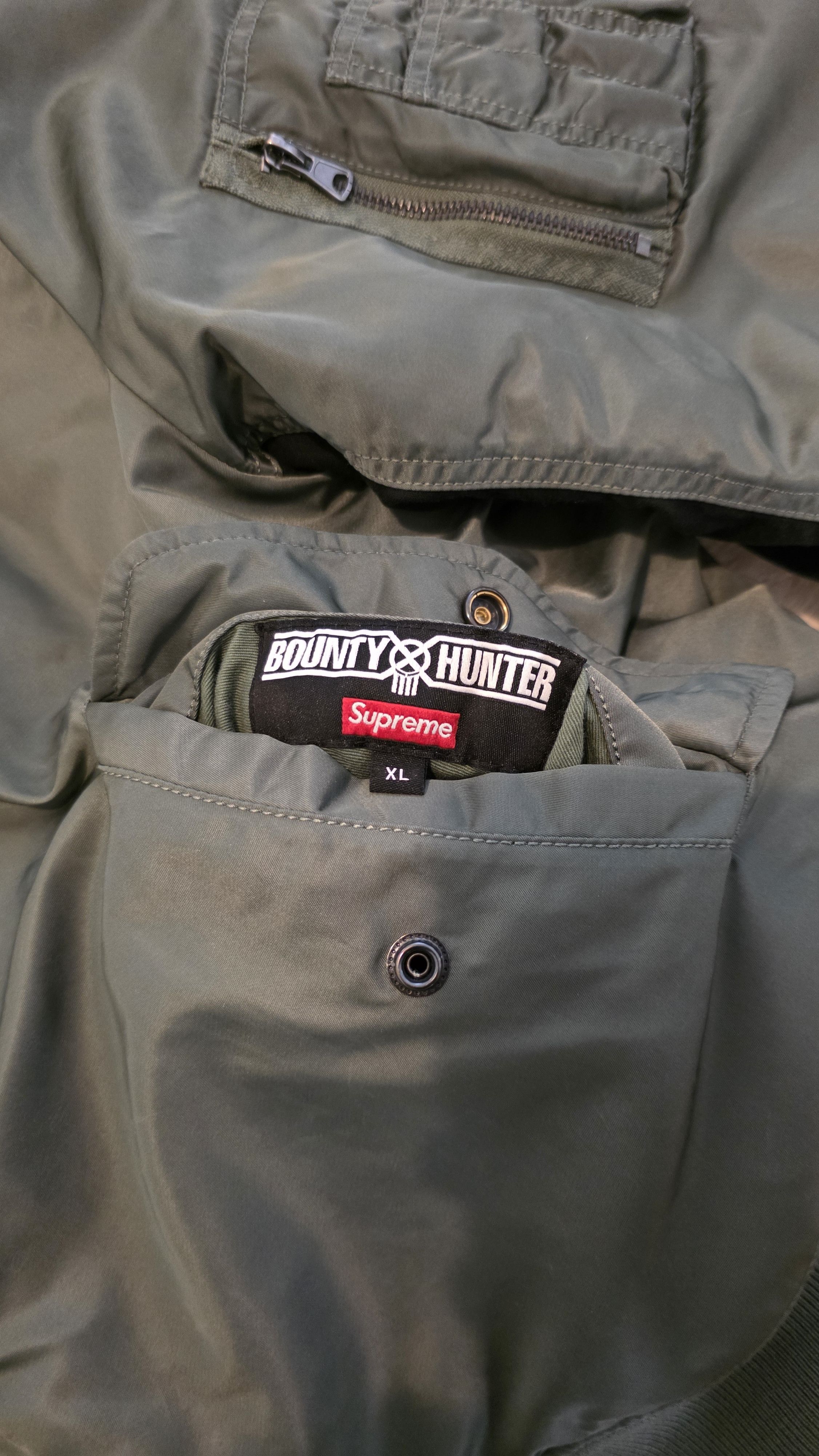 Alpha Industries × Bounty Hunter × Supreme Supreme x Bounty Hunter MA-1 Bomber Size US XL / EU 56 / 4 - 7 Thumbnail