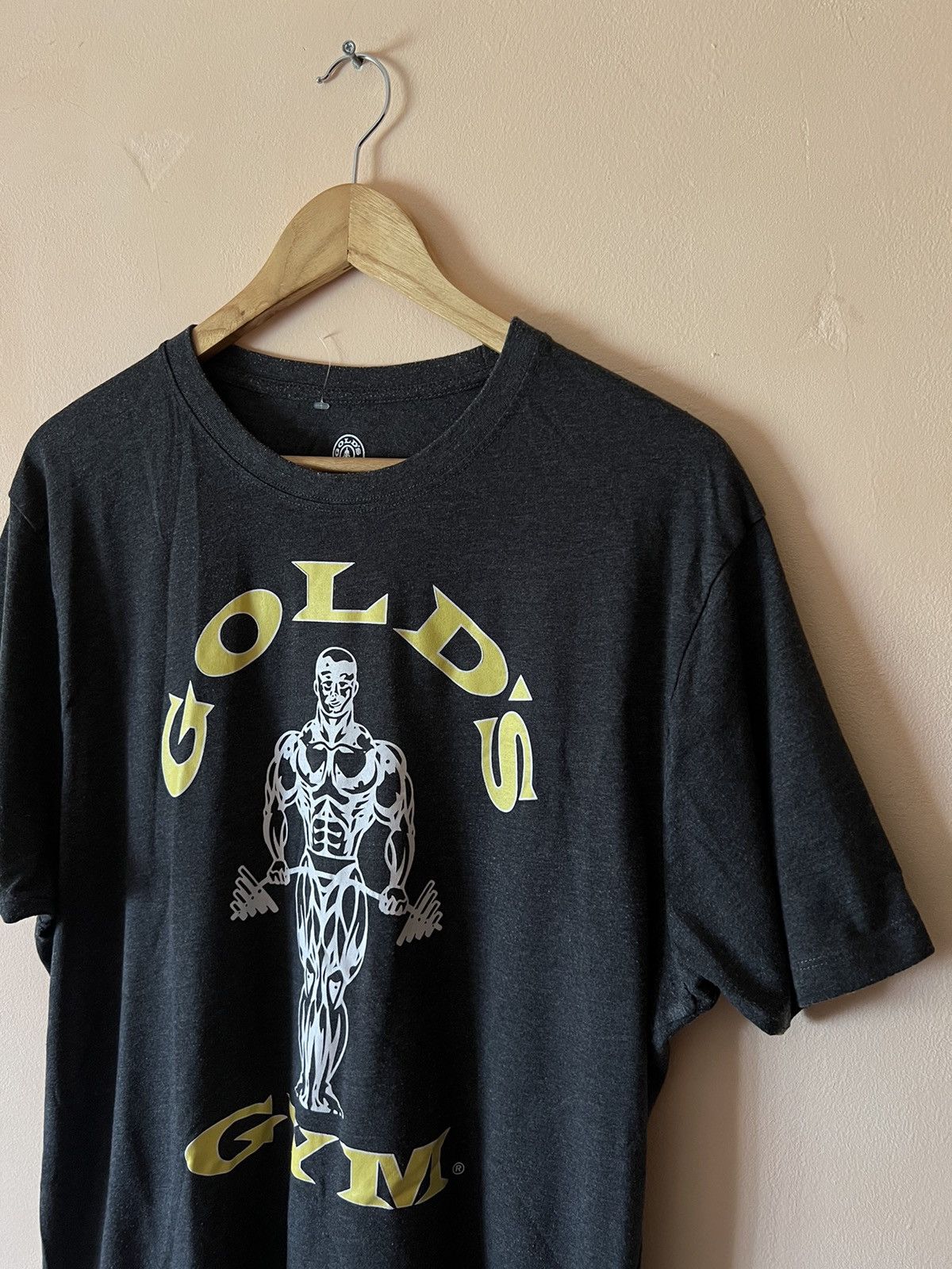 Band Tees × Vintage GOLD’S GYM MUSCLE FIT GRAPHIC LOGO TEE T SHIRT MUSCLE ARNOLD Size US XL / EU 56 / 4 - 3 Thumbnail