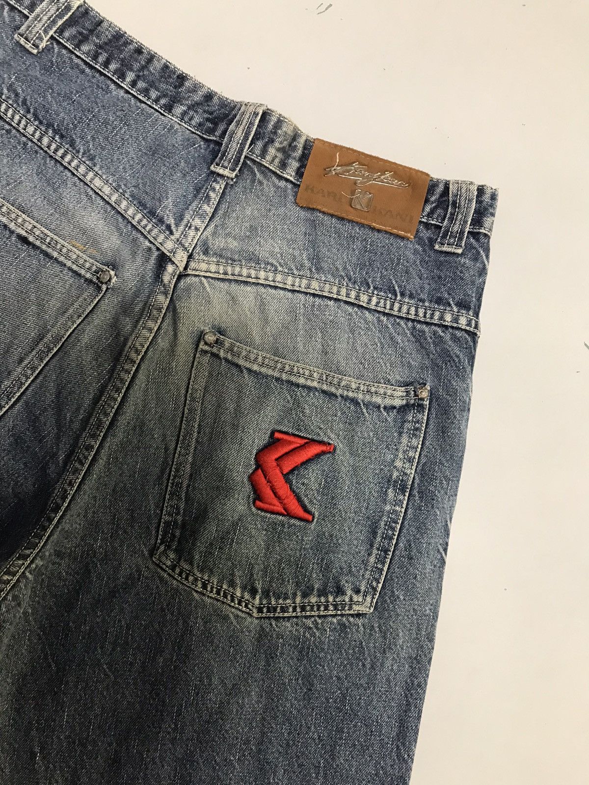 Karl Kani Vintage Karl Kani painted denim Size US 34 / EU 50 - 13 Thumbnail