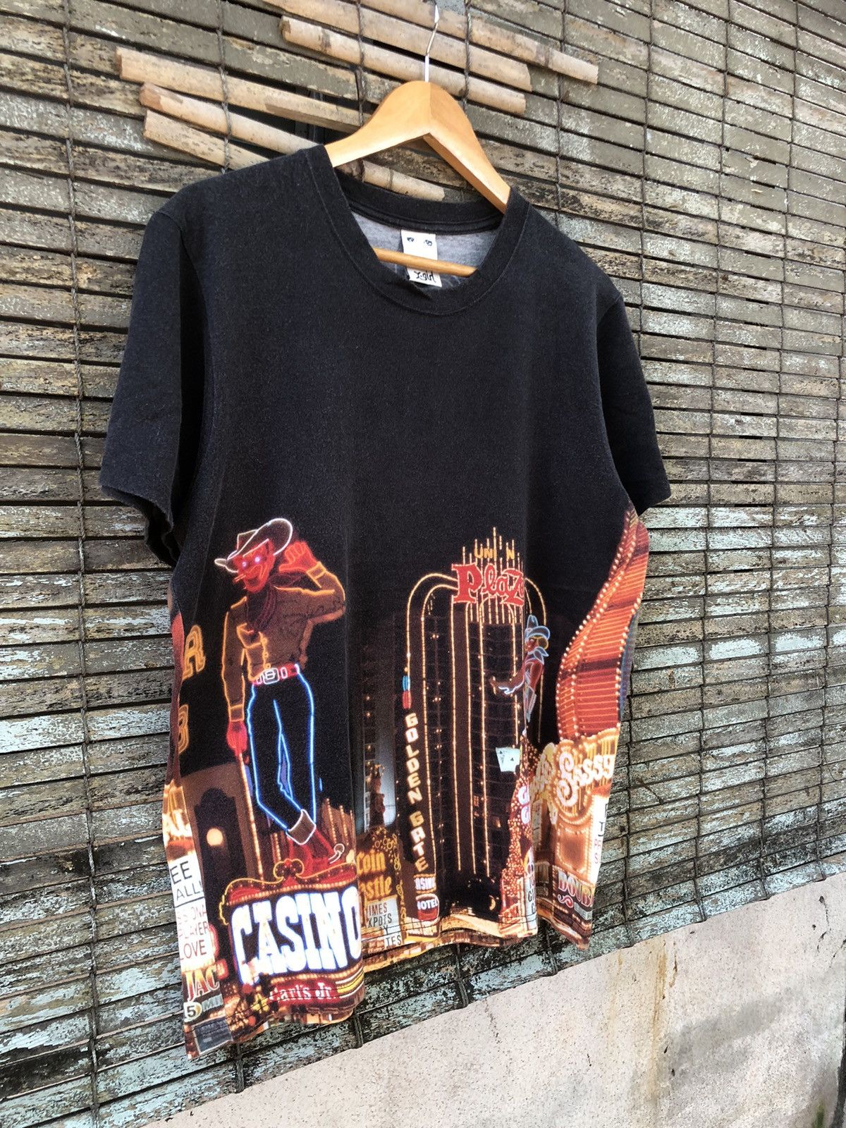 Japanese Brand × Vintage Vintage Y2K OVP Casino X-Girl Tshirt Size US M / EU 48-50 / 2 - 3 Thumbnail