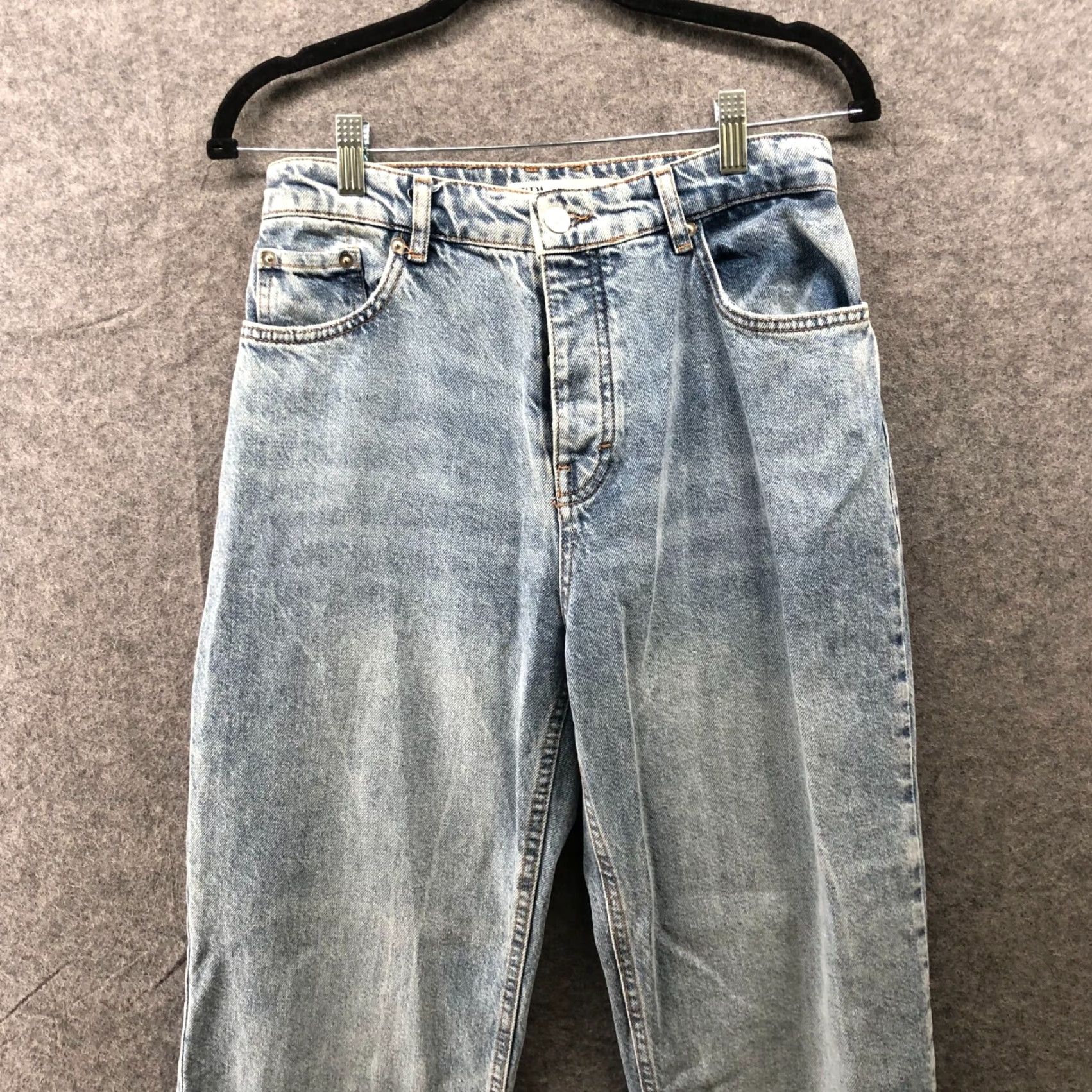 Zara VINTAGE Zara High Waisted Wide Leg Jeans Womens 8 Blue Light Wash Fray Hem 90s Size 30" / US 8 / IT 44 - 3 Thumbnail