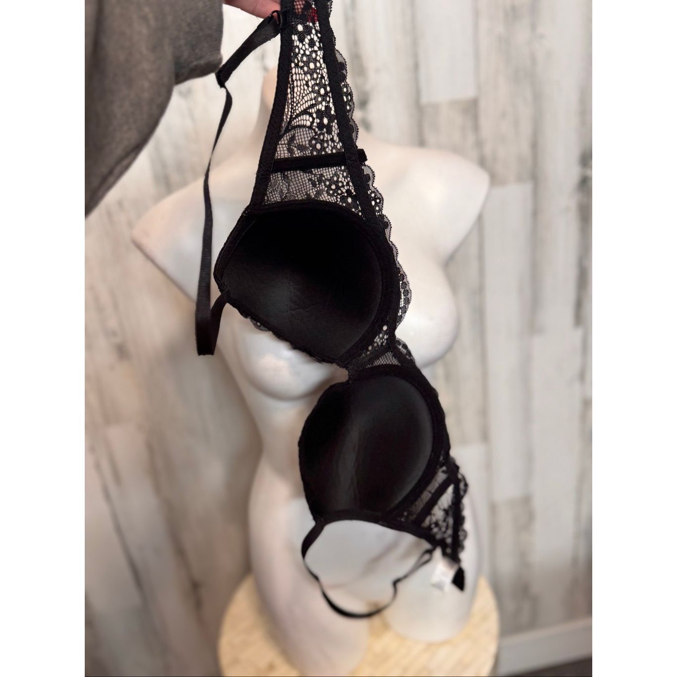 Other Just Be Black Lace Underwire Push-Up Bra – Size 34C Size ONE SIZE - 2 Thumbnail