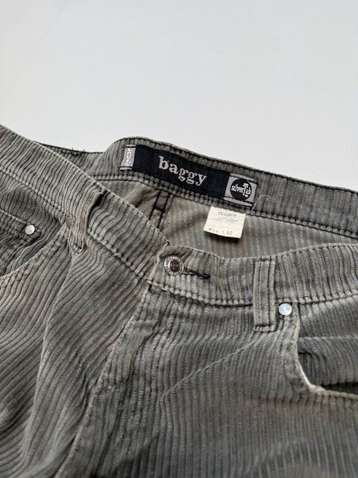 Levi's Vintage 90s Silvertab Baggy Grey Corduroy Size US 34 / EU 50 - 3 Thumbnail