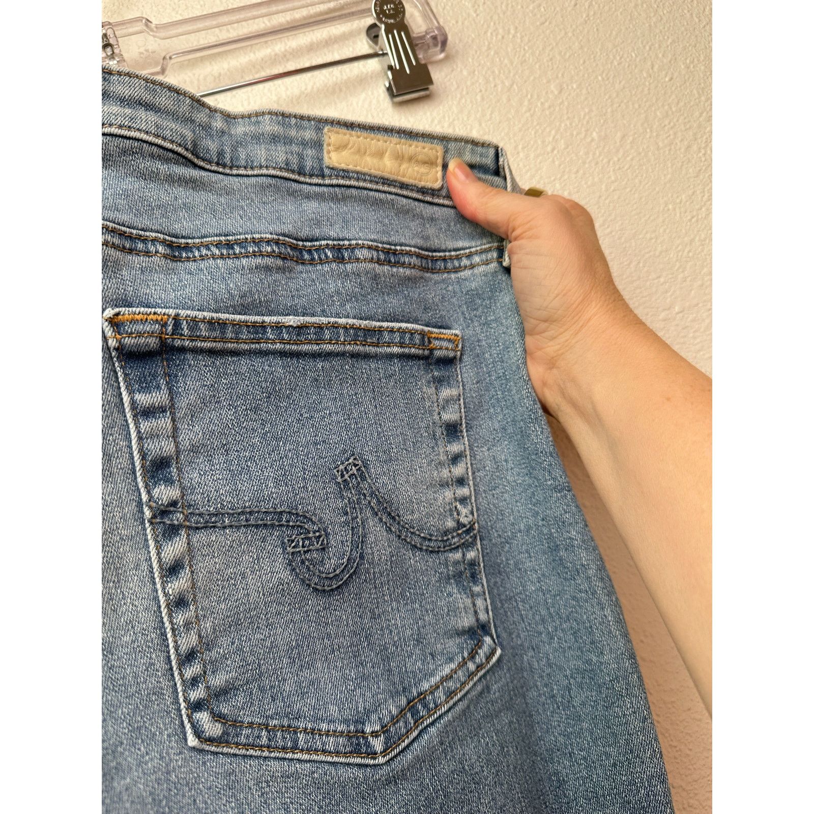 AG Adriano Goldschmied Adriano Goldschmied The Prima Crop Jeans 31 Distressed Size 27" / US 4 / IT 40 - 7 Thumbnail