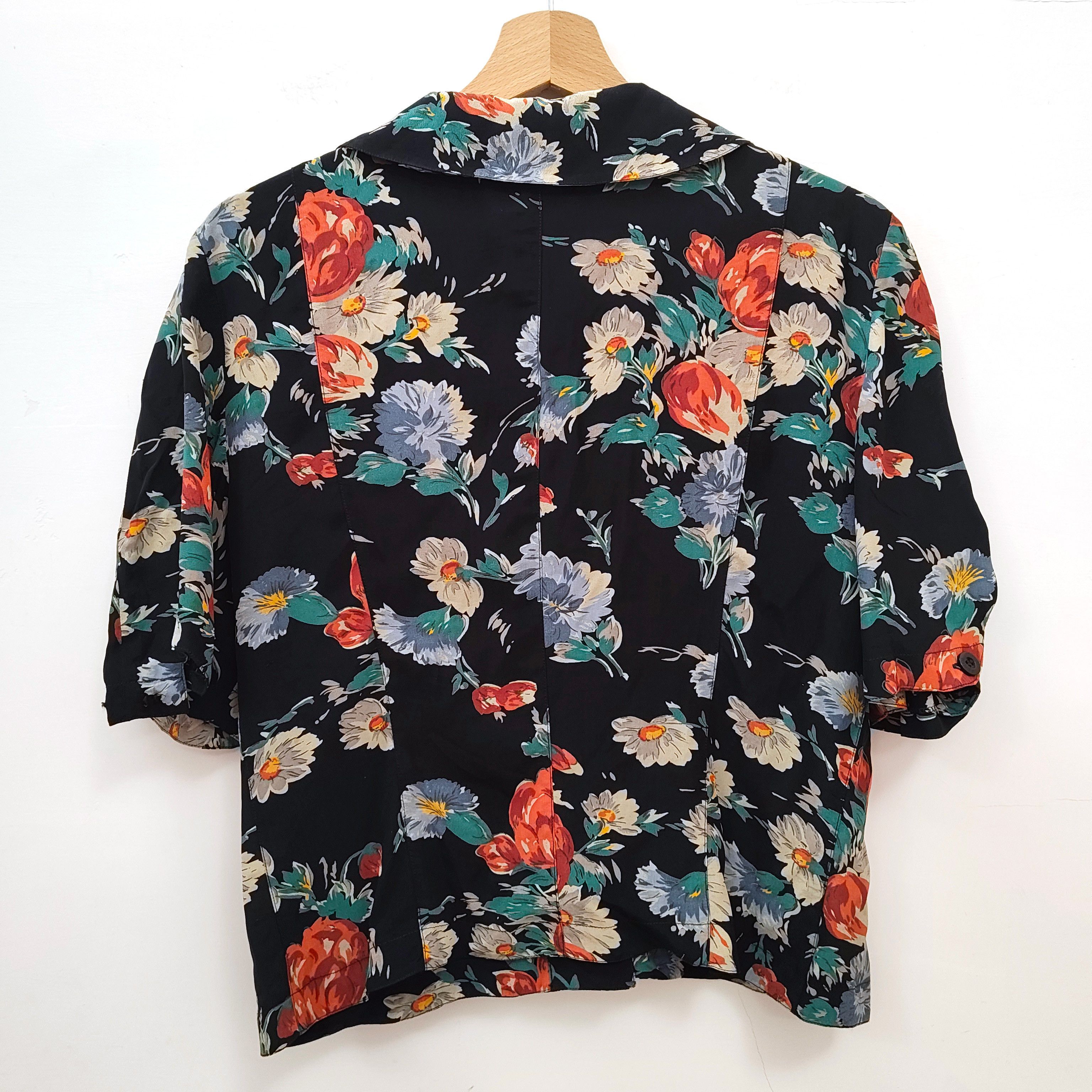 Fendi Fendi vintage 80s silk blouse floral print puff sleeves Size M / US 6-8 / IT 42-44 - 4 Thumbnail